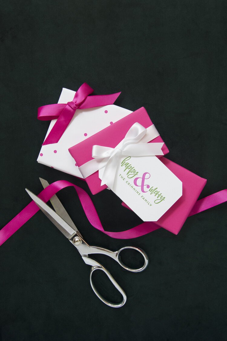 PGT_T406_L329_Stylized_SilverScissors_HautePapier.jfif