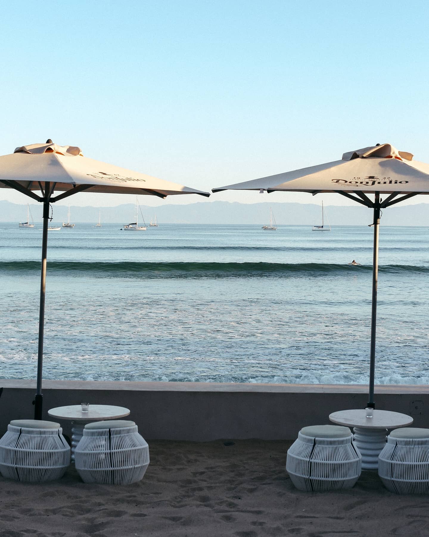 Views.
.
.
🍴🌊 Punta Mita Beachfront Restaurant
🥘 Woodfire Kitchen + Pizza + Mixology + Surf
🛵 Delivery 322 131 74 44 or DM 
✅ MON TO FRI 4PM TO 11PM / SAT &amp; SUN 3PM TO 11PM