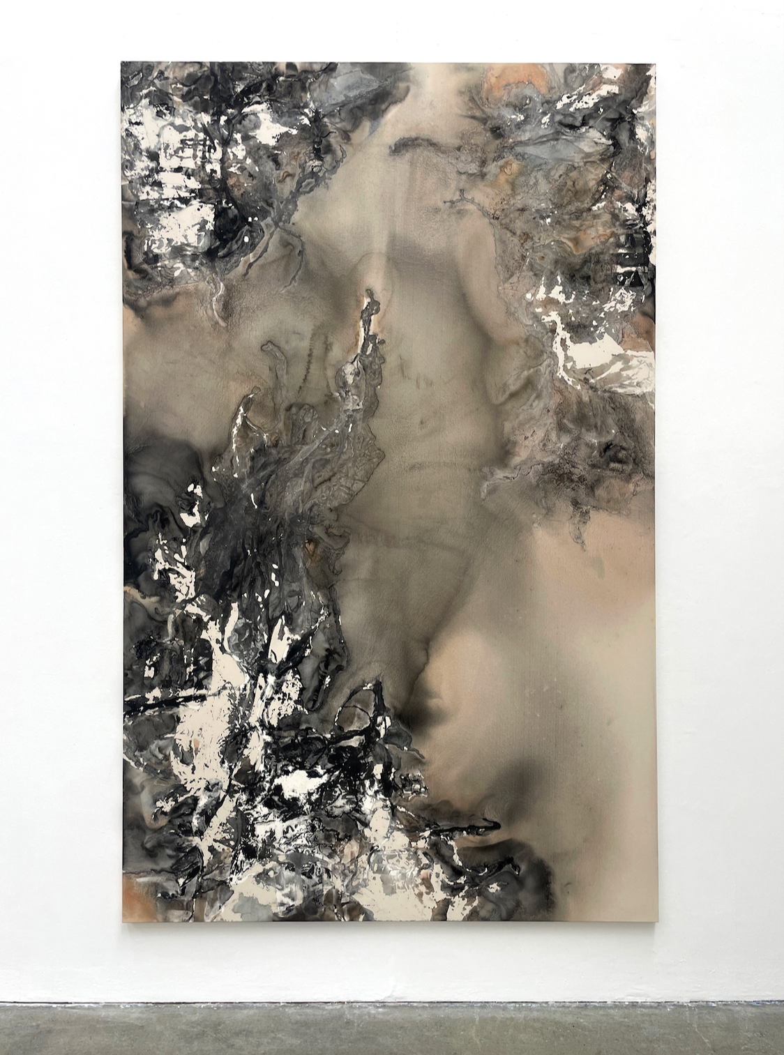 Ecdysis, ink and emulsion paint on canvas, 186x300cm, 2024