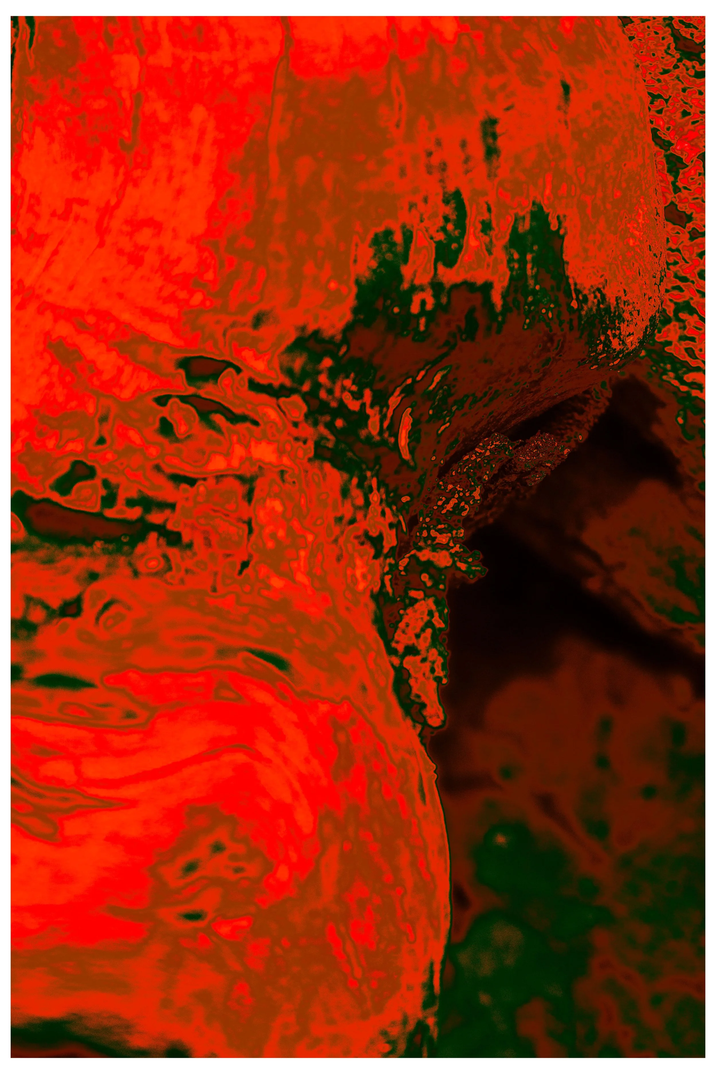 Marts_2022_Red_Ground_Present-2.jpg
