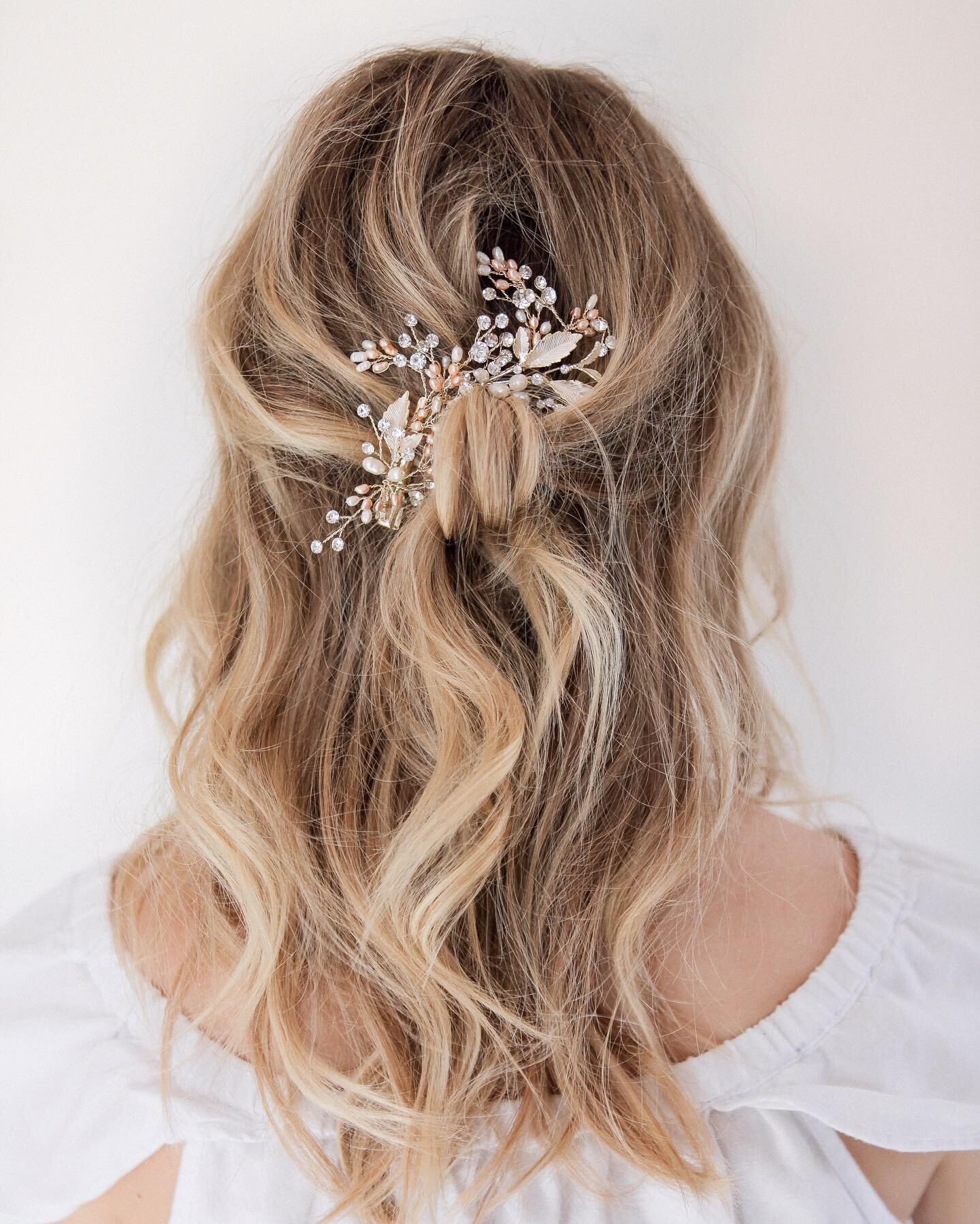 Soft and swept up, with a touch of detail. From our last collab with BHLDN. ✨ 
Hair: @mollystilley 
Photo: @joannaballentine 
Clip: @bhldn 
#beautifullybethrothed