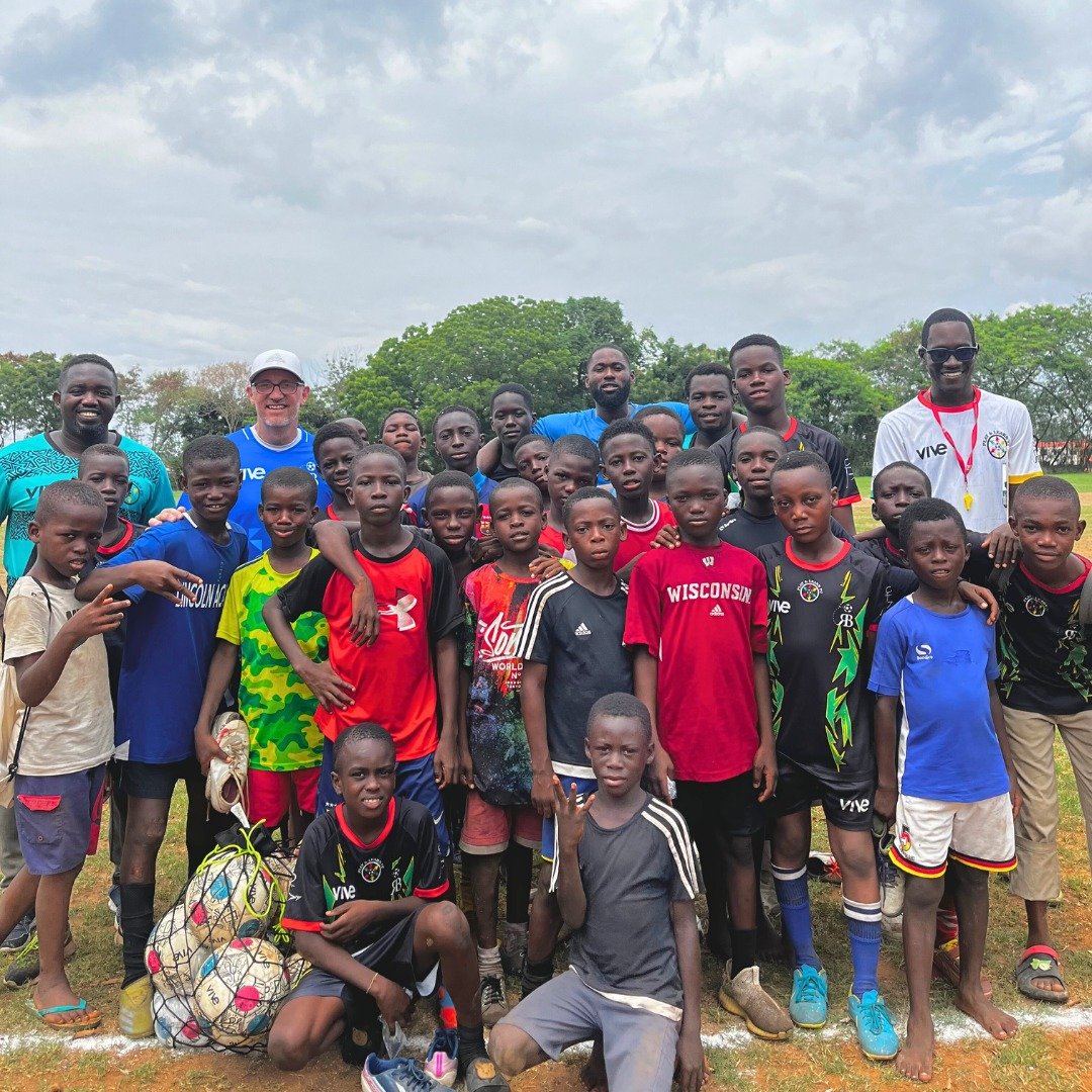 Coach Jim is currently in Ghana, proudly representing SDSC Surf and RB Rec soccer. 📣

RB Rec has set up an equipment and uniform partnership through their Rec uniform provider Vive CF, a remarkable initiative that extends support to those in need. T