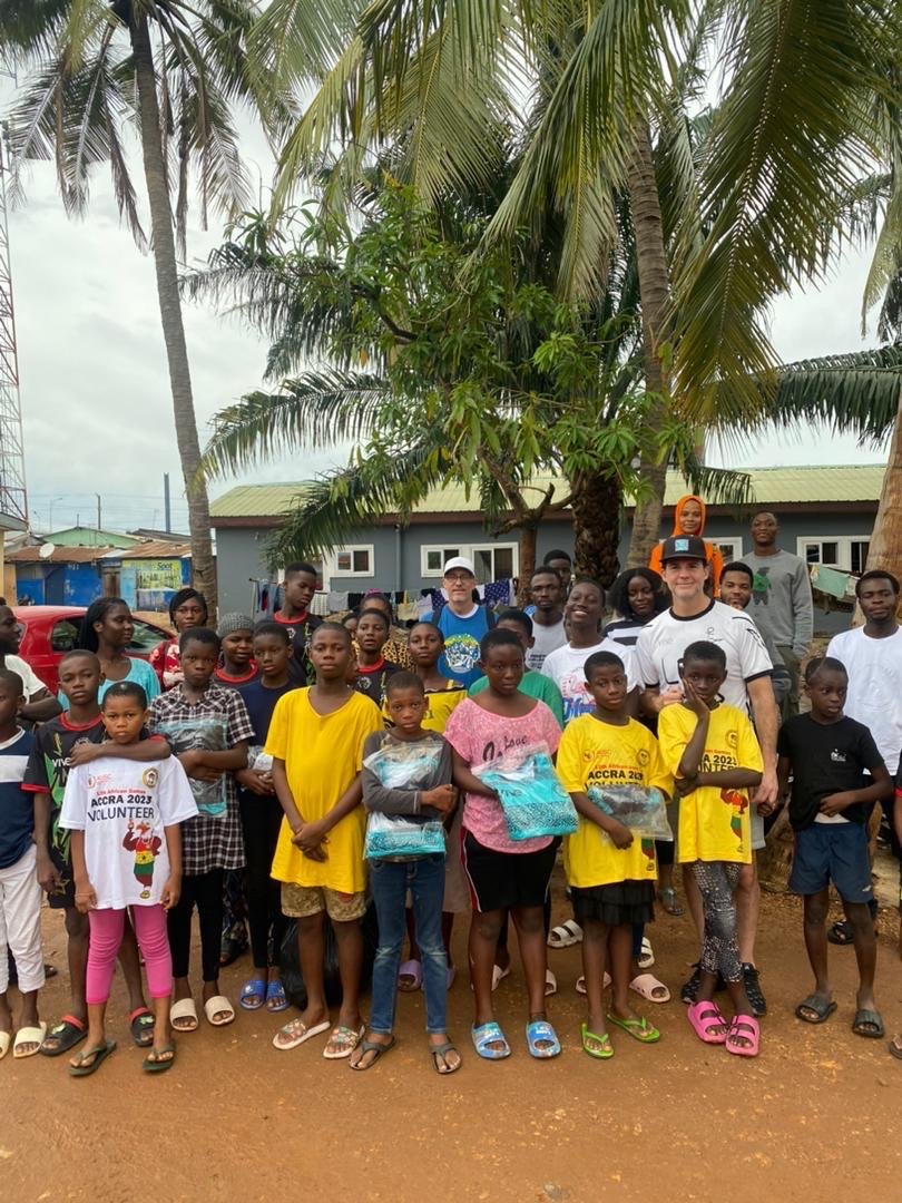 Today was more than just a game for the boys as they faced off against a local rival. 🏆 Amidst the excitement, Keith and Jim had the incredible opportunity to connect with these bright minds at Play and Learn. They discussed life in Ghana, the power