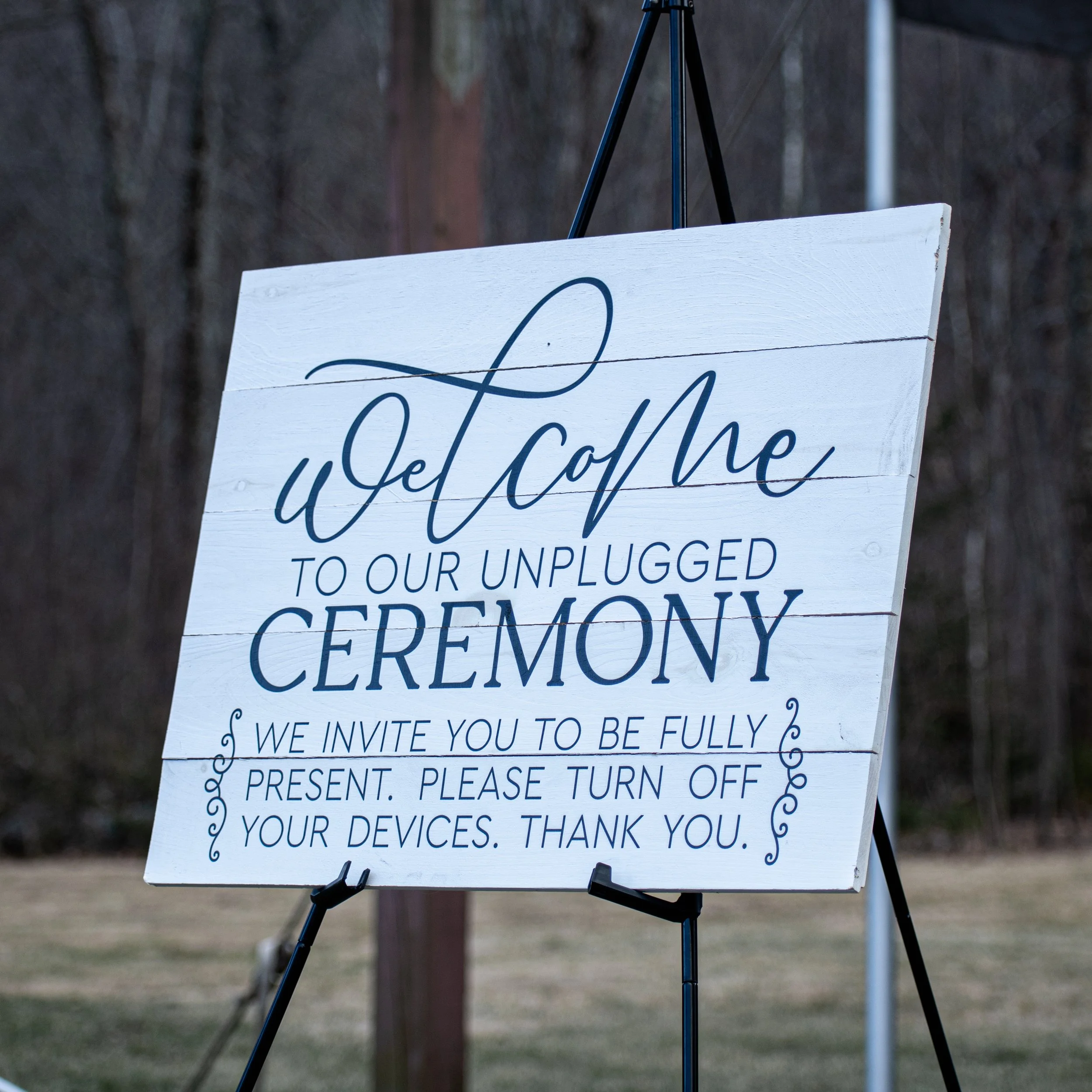 How to Plan a Backyard Wedding: A Guide to an Intimate and Beautiful Celebration