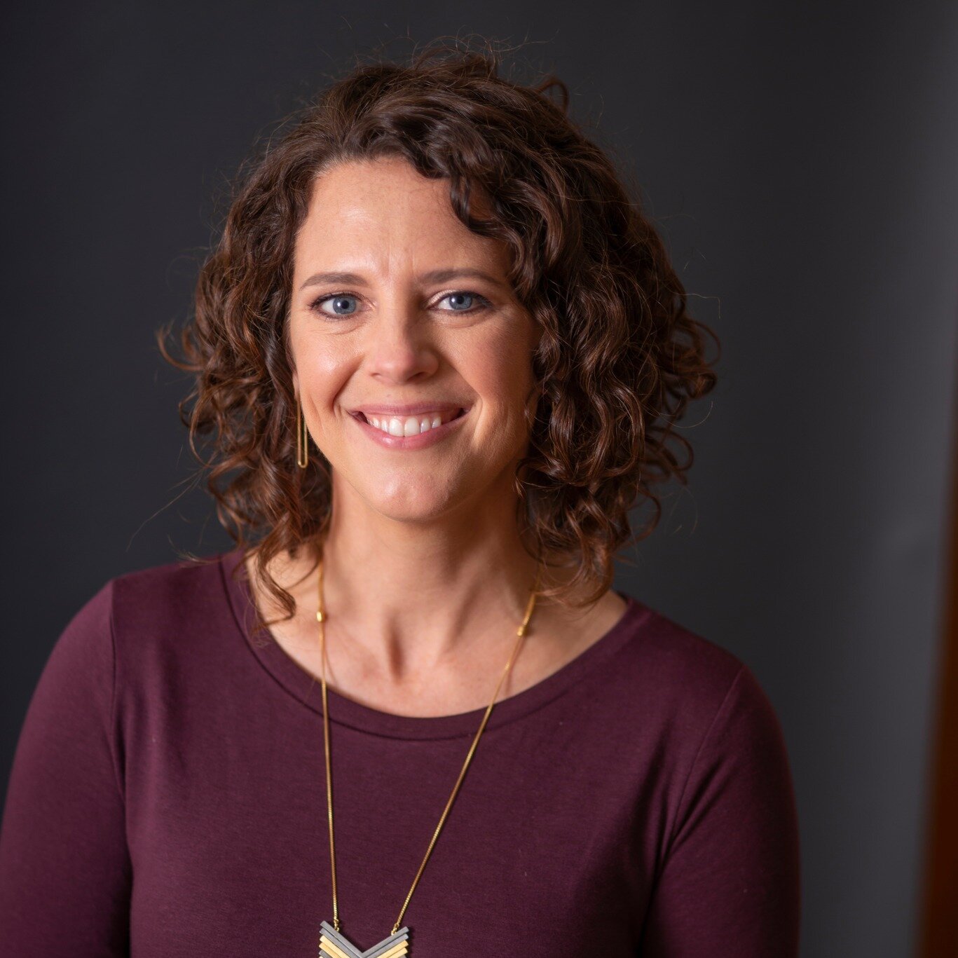 Throwback Thursday! Here's a portrait of the lovely Jacqui that was taken in our studio a few years back. 

Photos by: @katiering 
Studio: Creative Harbor Studio

 #throwback #salemmassachusetts #photographystudio #rentalstudio #rentalspace #spacesfo