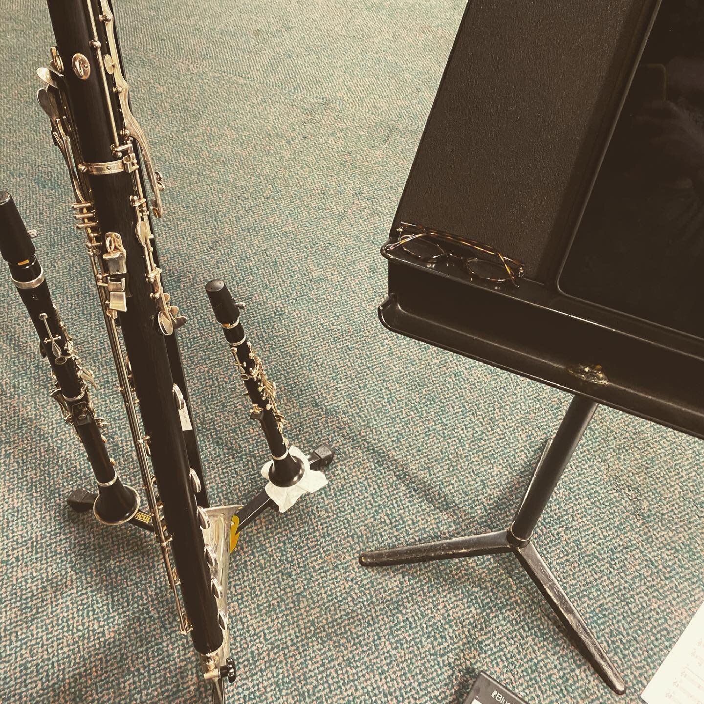 Lovely to be working with @riotensemble workshopping new pieces by students of the @royalacademyofmusic with @danshaoflute and others! 

#contemporarymusic #clarinet #bassclarinet #ebclarinet #doubling #tripling #workshop #riotensemble #composer #cla