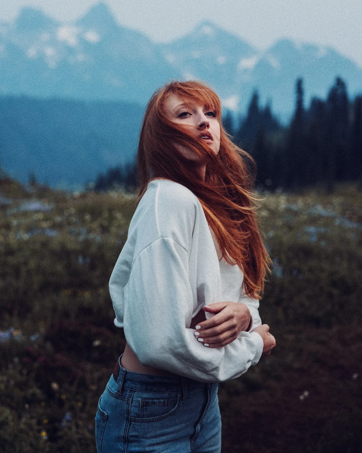 Swept away.

Just a moody little portrait set. These images are so simple, no crazy setup or initial concept, but I love the feeling of them and how the colors turned out in the edit!

Tumblr vibes for sure 🖤

Shot with @seekingthenow 

#portrait #p