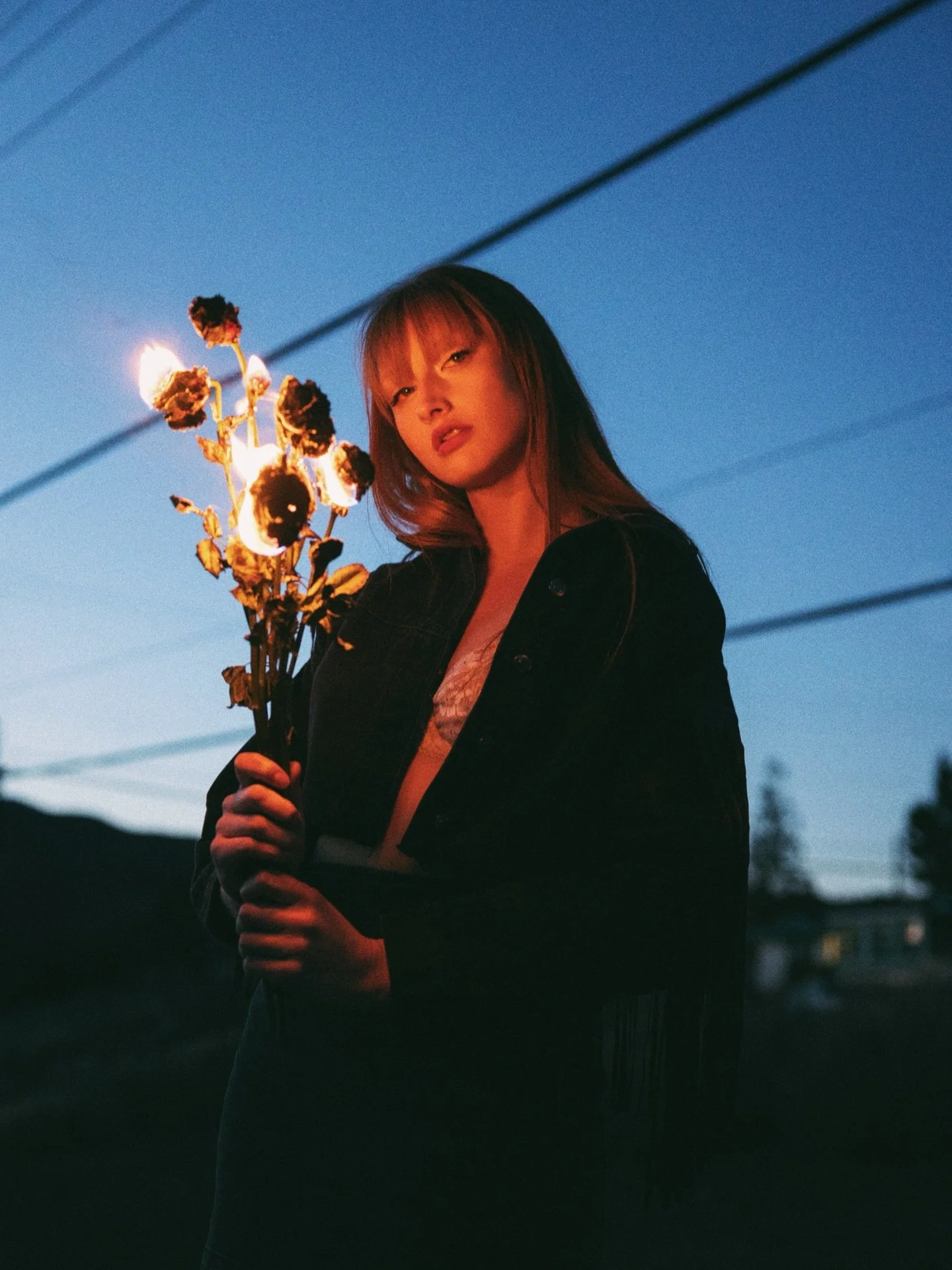 Let it burn 🥀🔥

This was the first Valentine&rsquo;s concept photoshoot I ever did and honestly it&rsquo;s still my fav! I&rsquo;ve always gravitated towards darker, emo cinematic vibes 🖤

If you want to try out this concept, the trick is to dry o