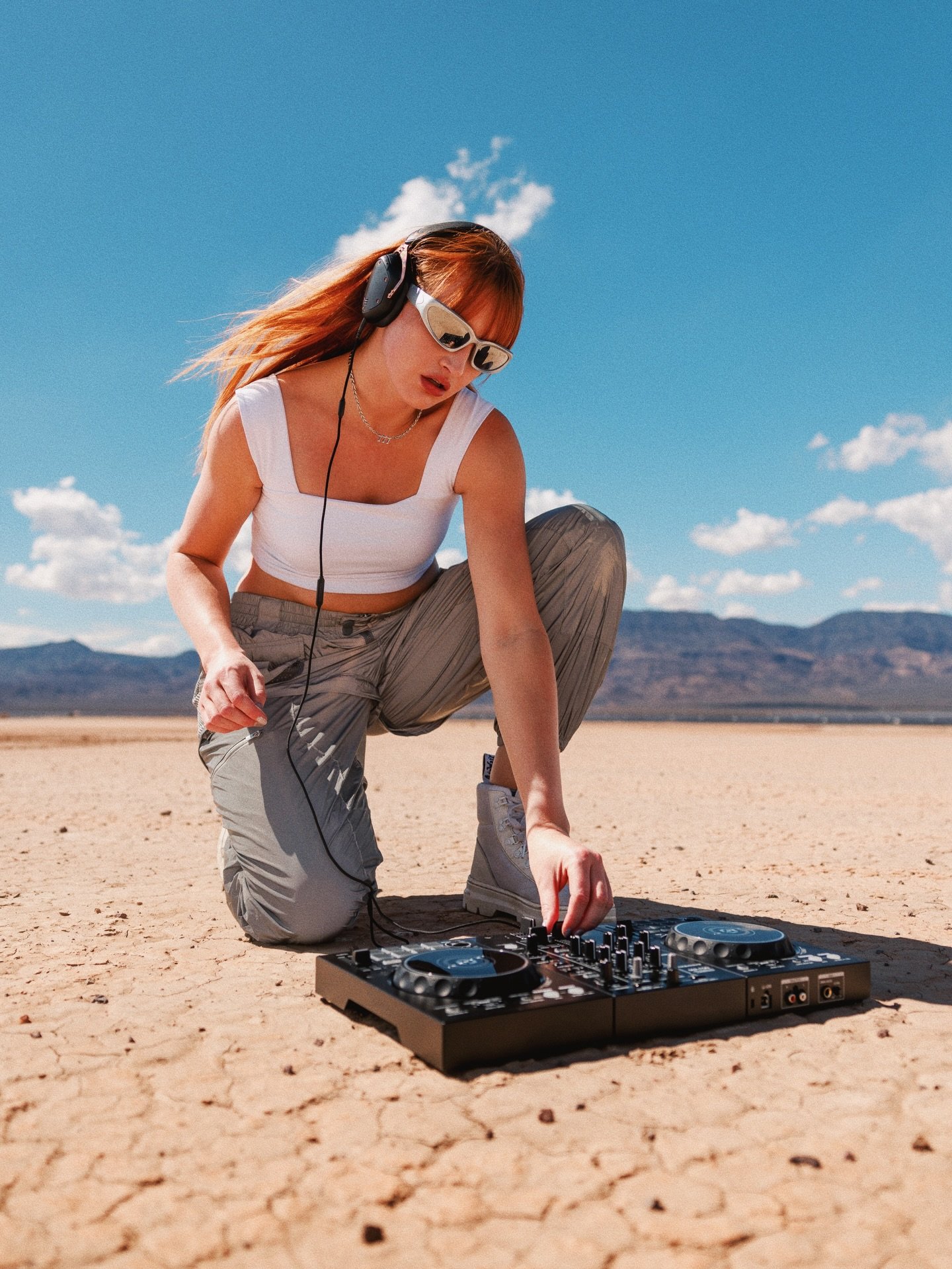 Electric feel⚡️🔈

Spending the past six weeks at home (which might be the longest I&rsquo;ve gone without traveling ever) has given me the time and space to focus a lot more on music. To be honest, what started as a random little side quest is start