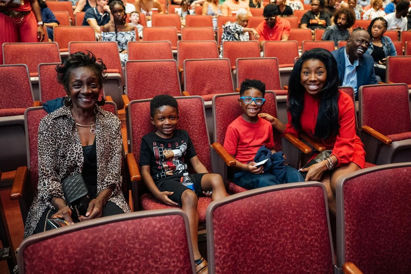 OUR AUDIENCE IS FAMILY! 🧡 

The folks who support our shows are true community and believe in our mission wholeheartedly! 

You can see the joy!! 
#dontmissabeatjax #lionkingjr #broadwayexperiencejax