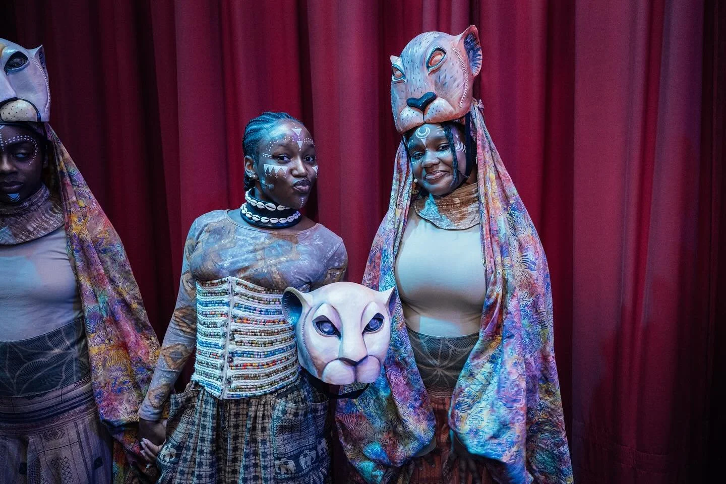 BACKSTAGE VIBES 🤩 

Backstage is where all the fun happens&hellip;
#dontmissbeatjax #musicaltheatre #broadwayexperiencejax #musicaltheatre #backstage #backstagephotography