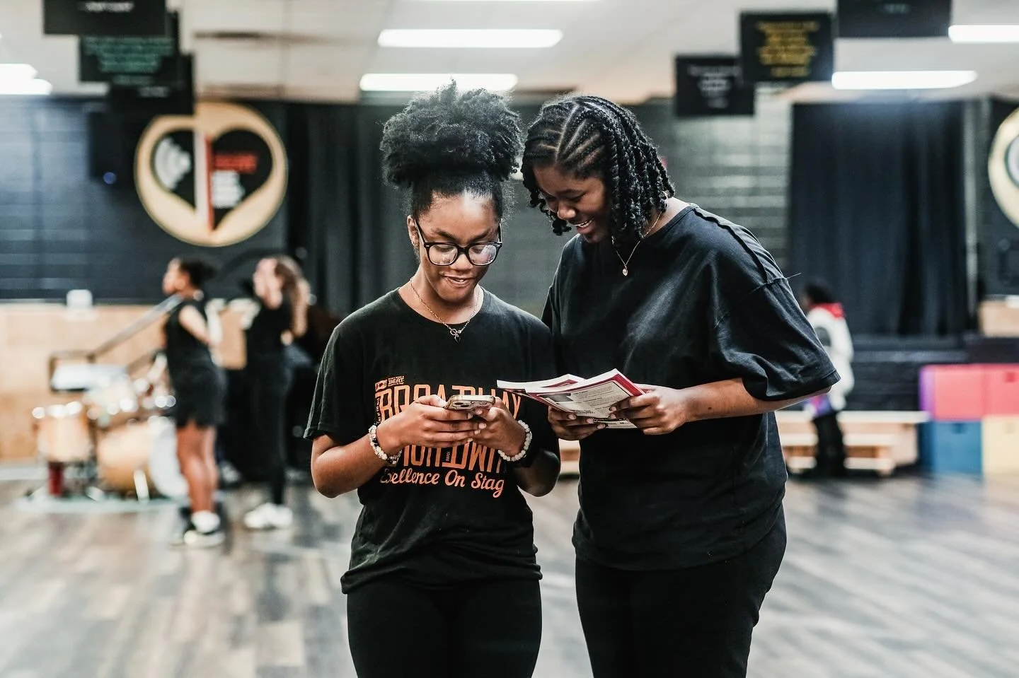 Fridays are always a vibe. We&rsquo;re ready to work. Sister Act Jr. is loading&hellip;

#dontmissabeatjax 
#musicaltheatre
#sisteractjr
#broadwayexperiencejax