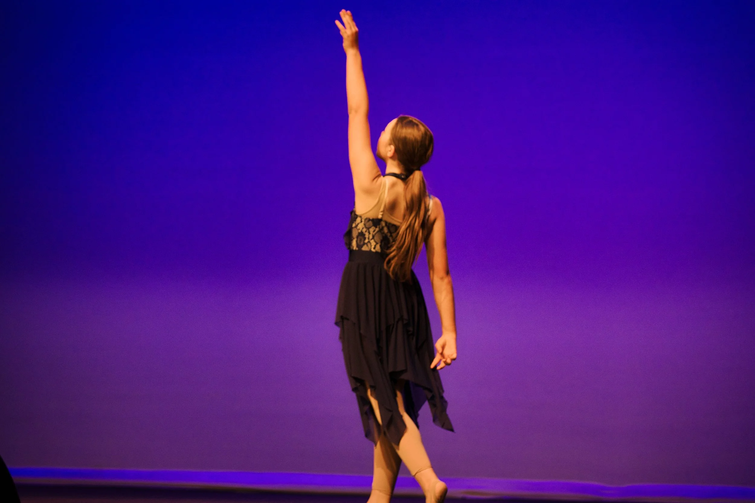 Entertainment Stage - | Photographer Dylan McDonald | IMG_2103.jpeg