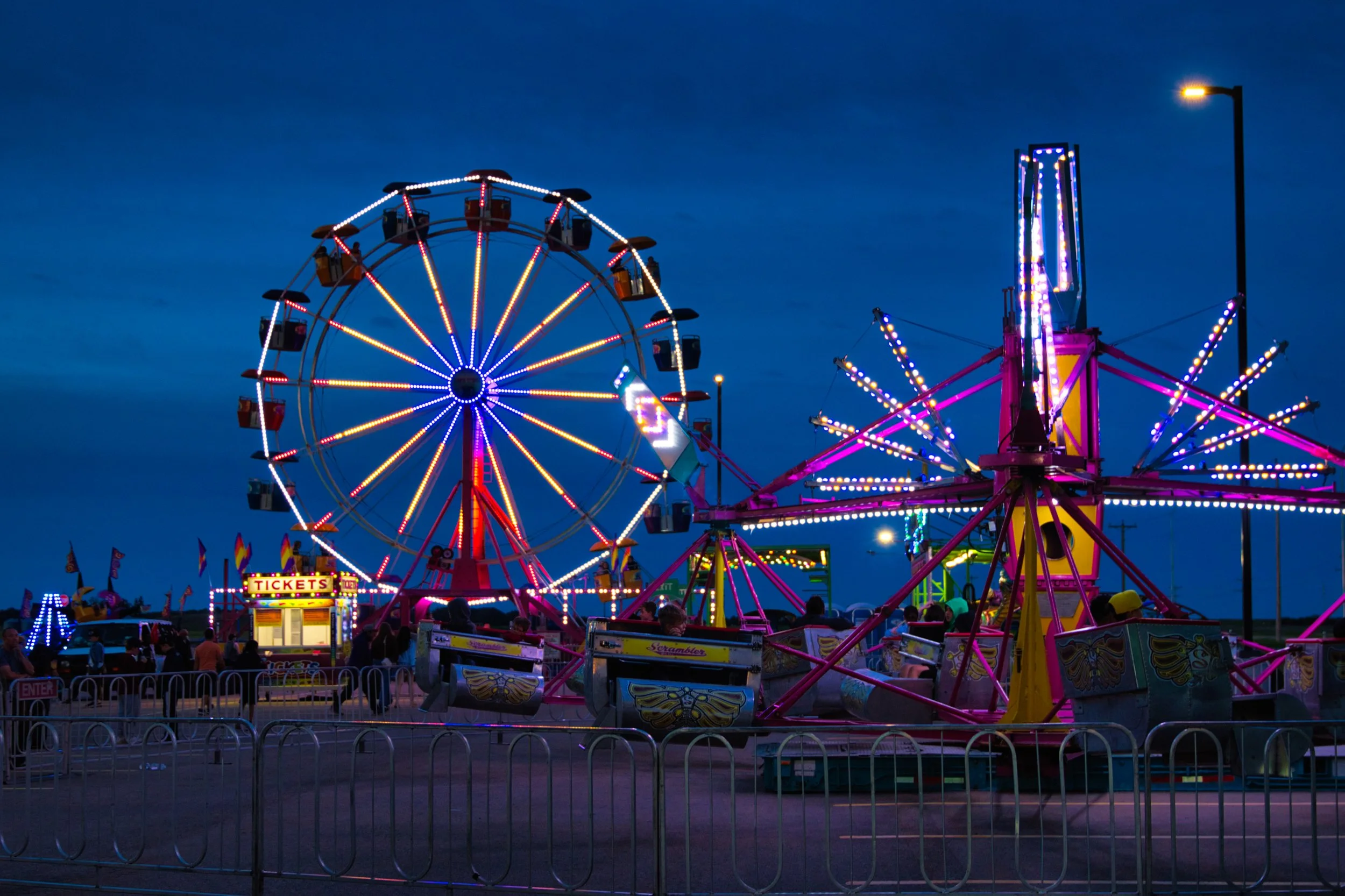 Midway - | Photographer Dylan McDonald | IMG_1993.jpeg