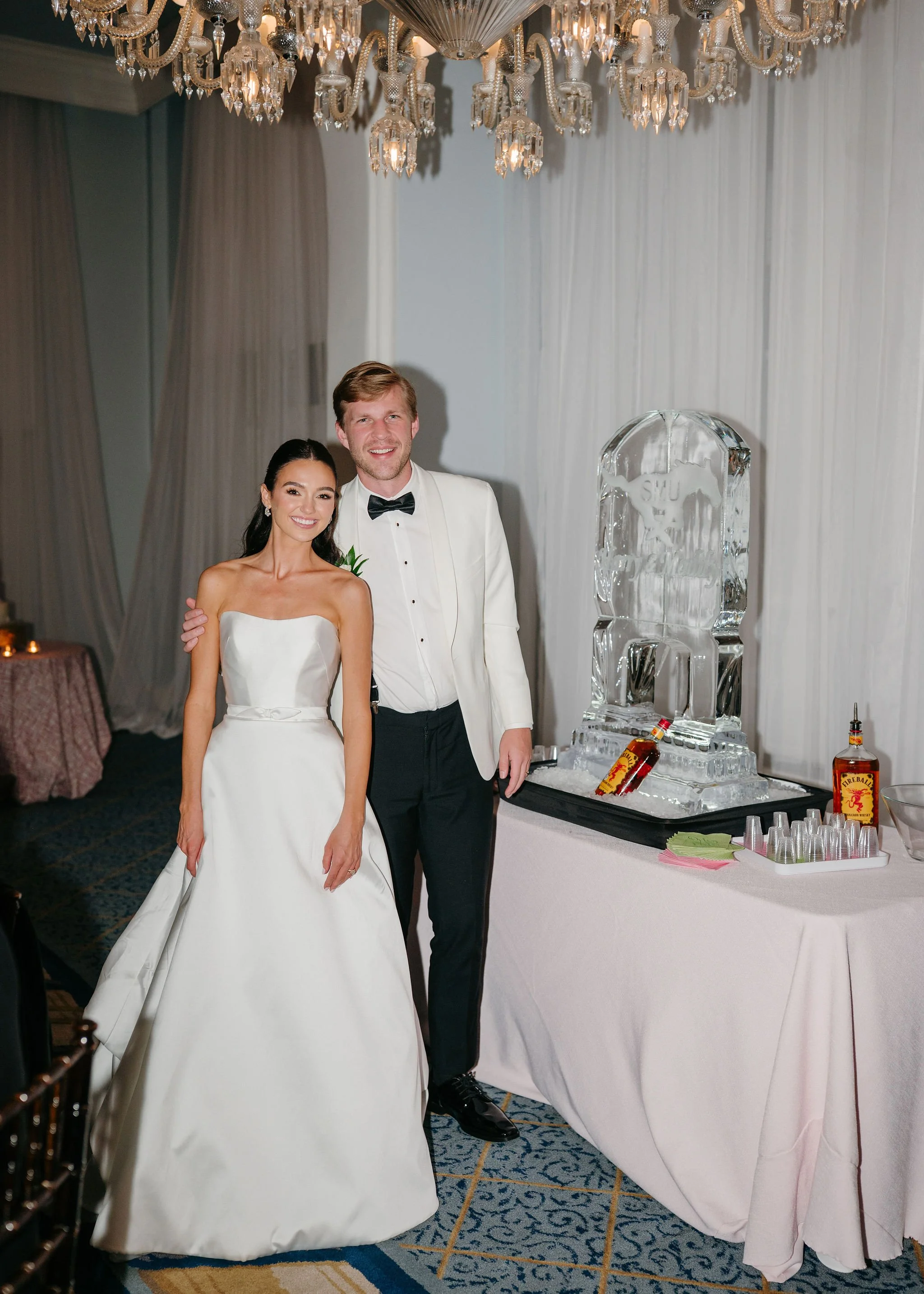 251025_Wedding_TheMoores_Reception-142.jpg