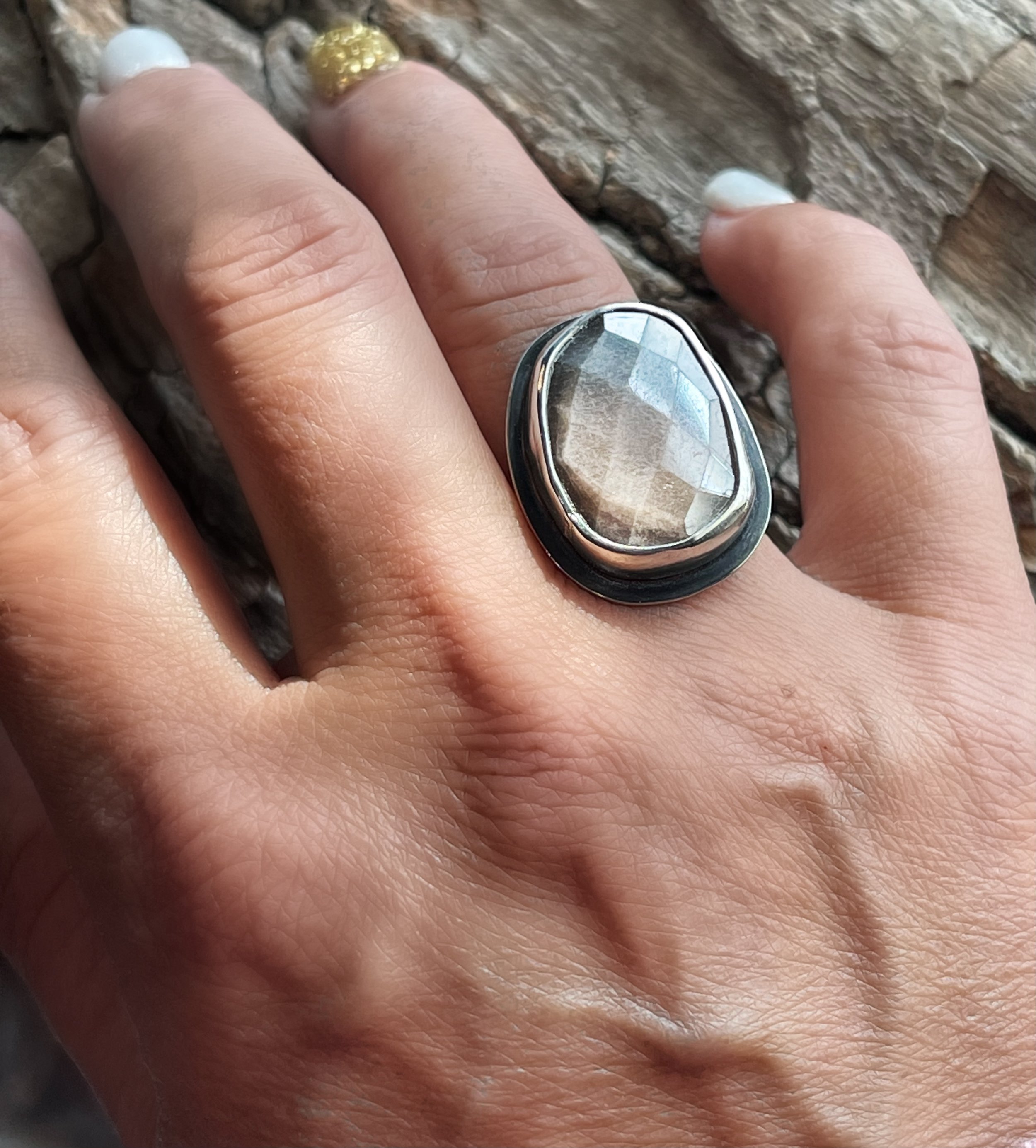 peach moonstone ring (3).jpg