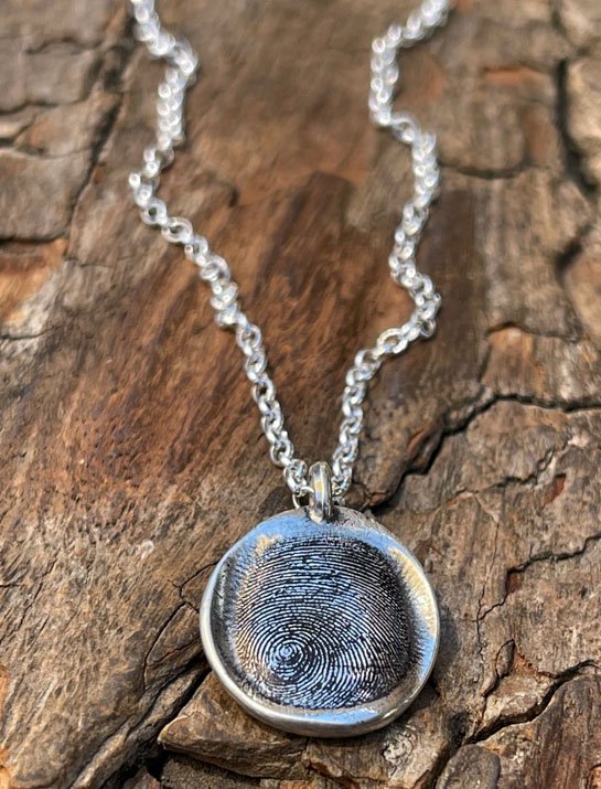 Amazon.com: Actual Fingerprint Necklace Woman Engraved Fingerprint Jewelry  Bereavement Jewelry Stainless Steel Round Pendant Memorial Gift Mom Gift  Personalized Gift : Handmade Products