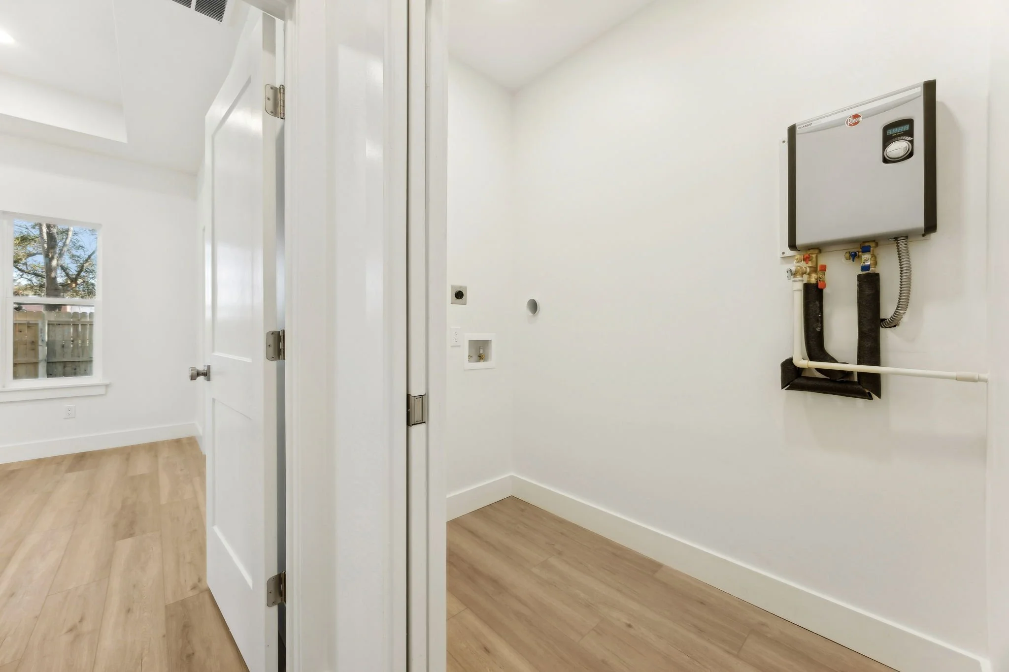 32-web-or-mls-520 Division St (32 of 37).jpg