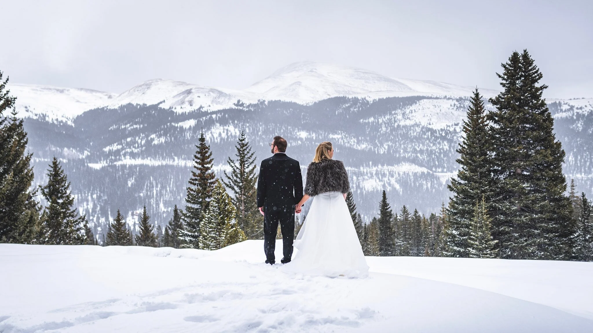 Alma, Colorado Airbnb Winter Elopement |Colorado Wedding Photographer | Jamie &amp; Tom