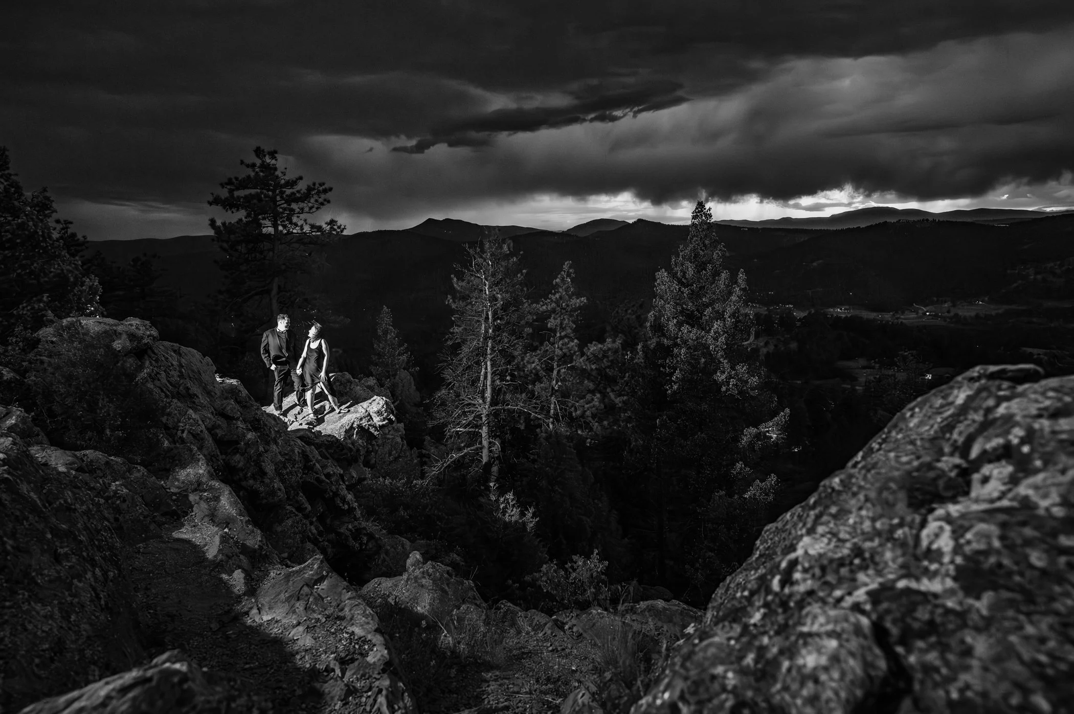 Samantha + Michael | Dramatic Engagement Photos