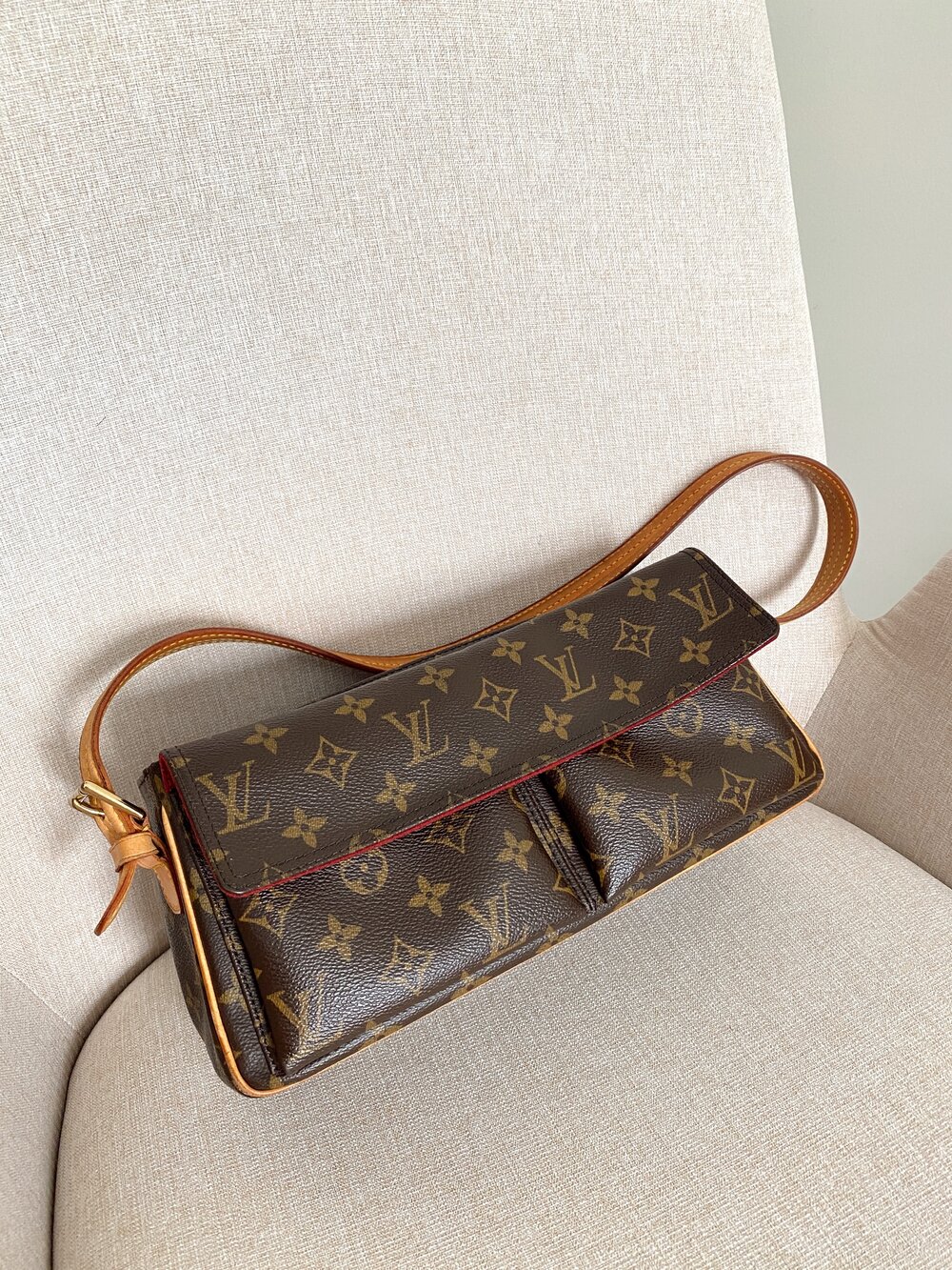 Vintage Louis Vuitton Monogram Viva-Cite MM Handbag Excellent Condition