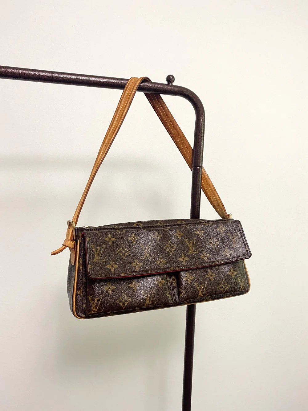 Louis Vuitton Viva Cite MM Monogram Canvas Shoulder Bag