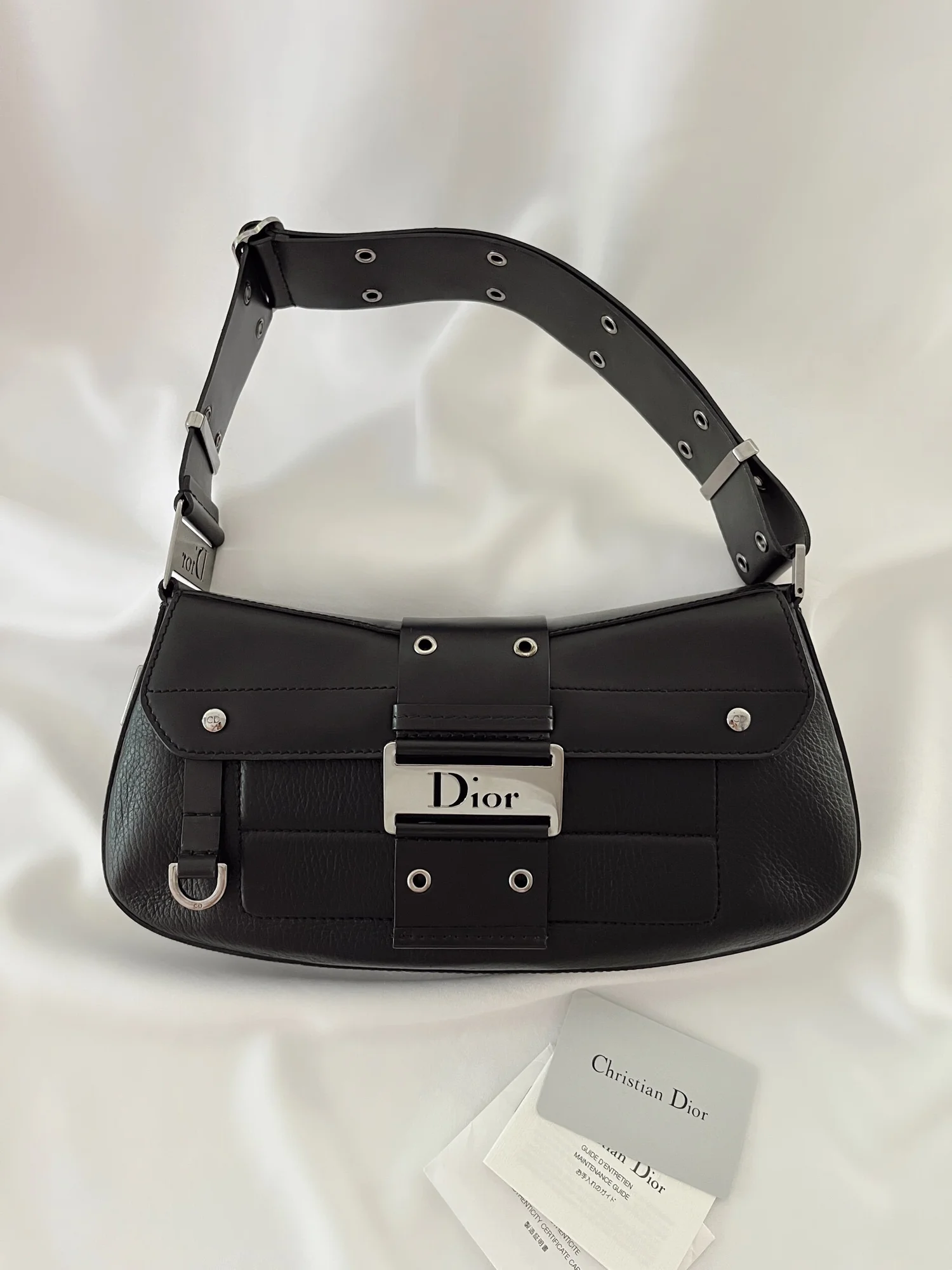 Dior Street Chic Columbus Shoulder Bag — Vic's Vintage