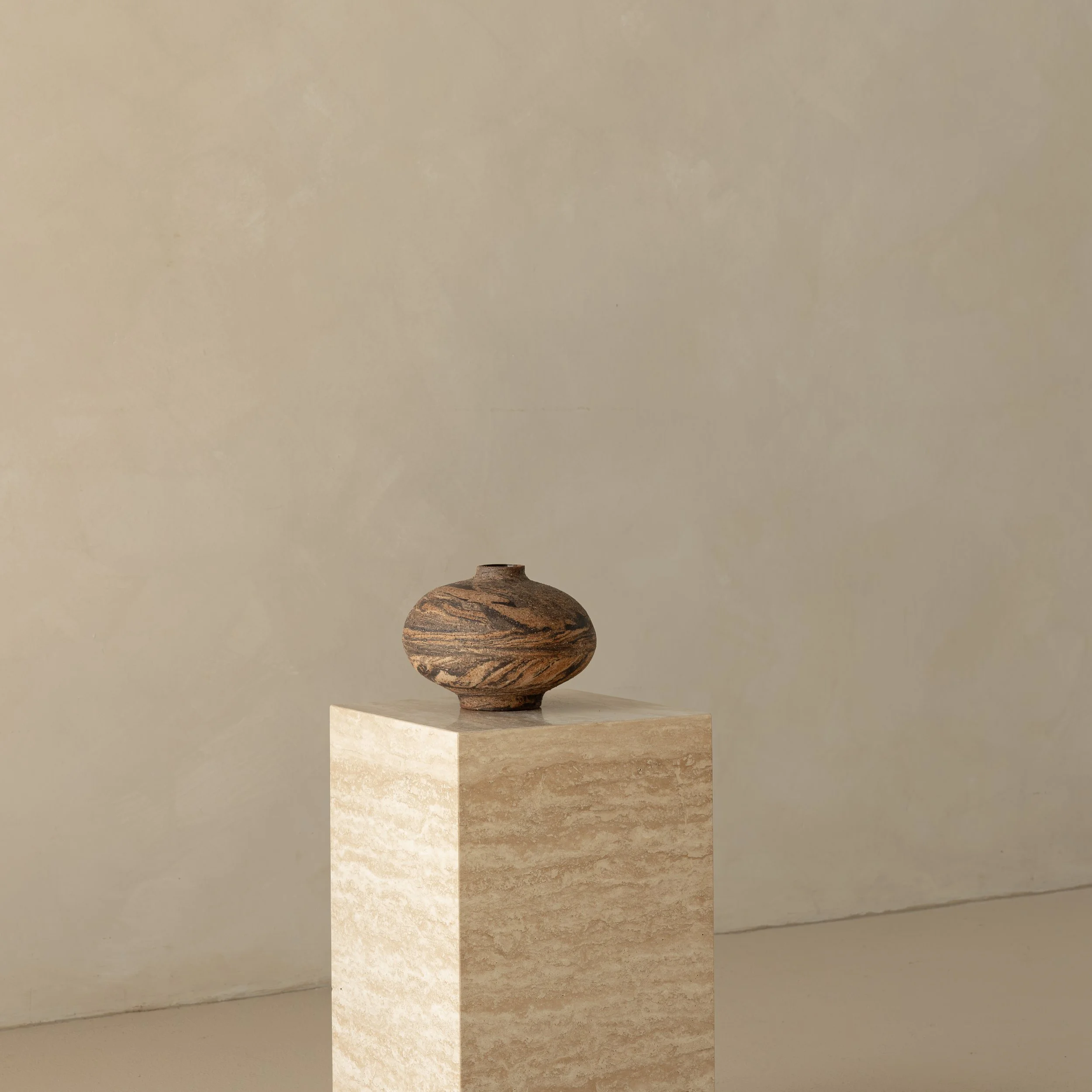 Nioka Clay — Orb Vase (2026) — Clay — 16 cm x 20 cm