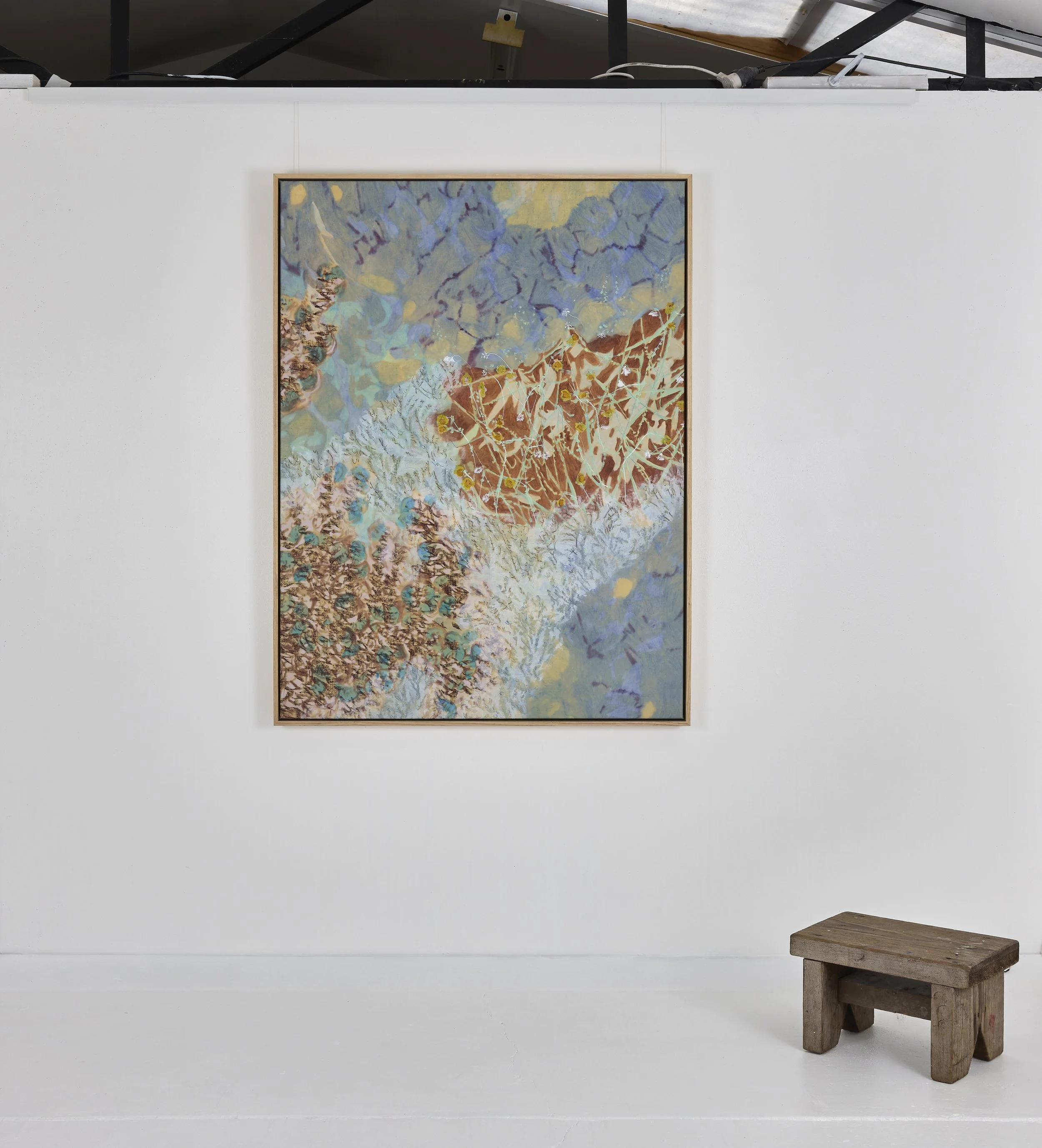 INSTUDIO_AmyWright_FadingPincushionsFlankedByCoralBorders_93x123cm.jpg