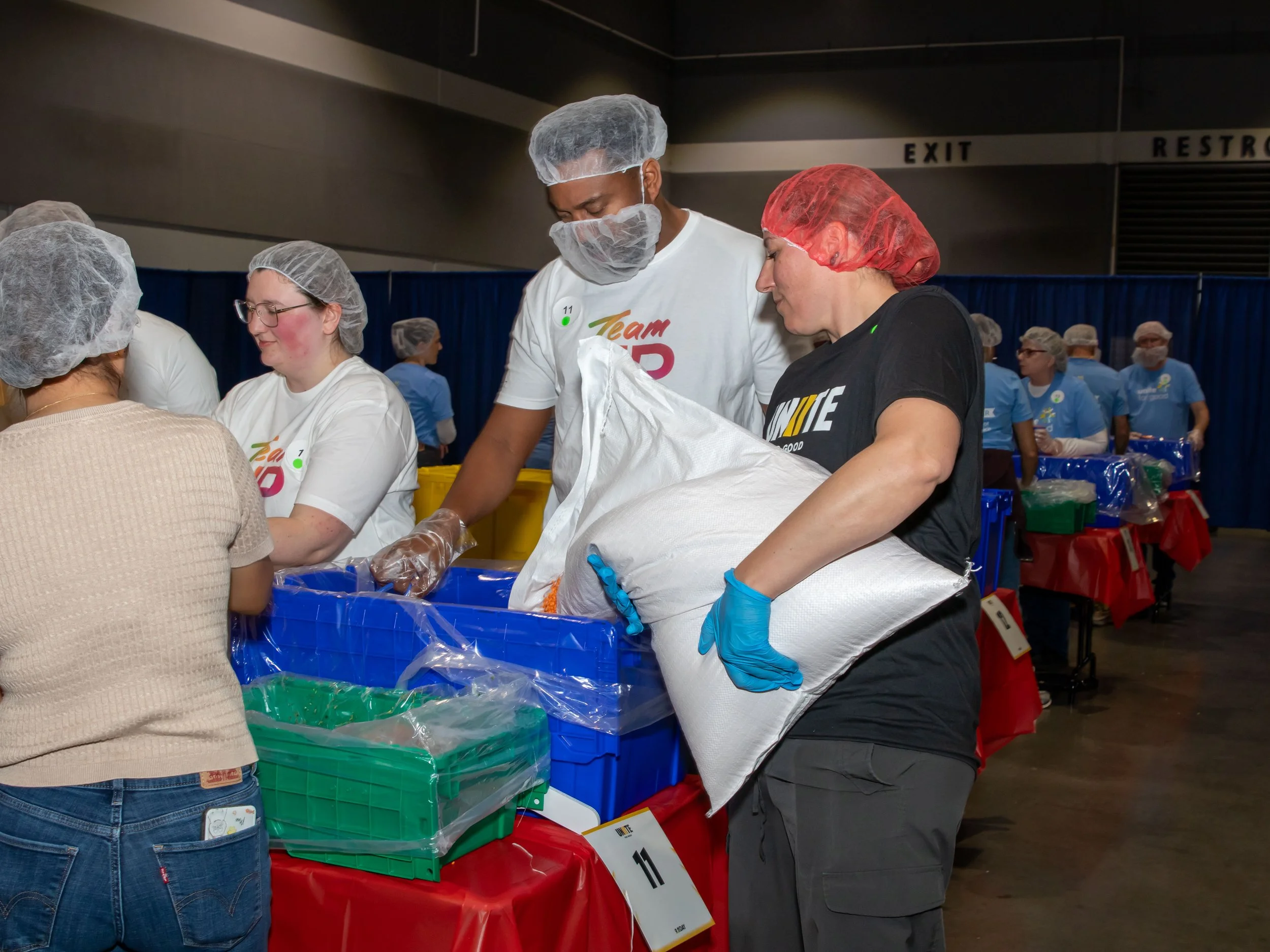 911Day 25th Anniversary Portland Expo Center - Comcast Team - Photo by Malaina Kinne Photography