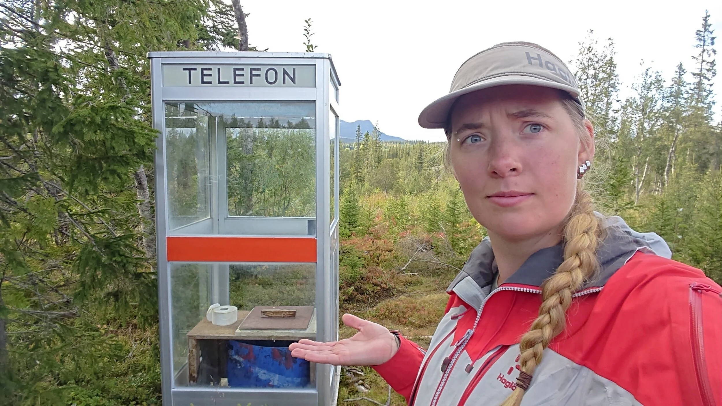 ﻿Kim found a strange privy in the forest…