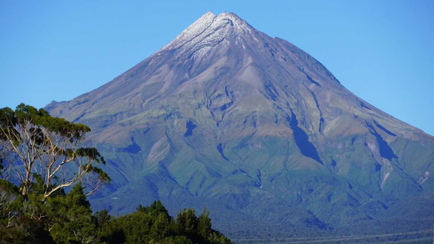 Whakapapa Village - Taumarunui
131 km
10 Mar - 21 Mar (7 days)
After some "vacation days" it was time to head back to the trail again. We did one short day on our own, and then the next day we did Tongariro Crossing together with Kim's p