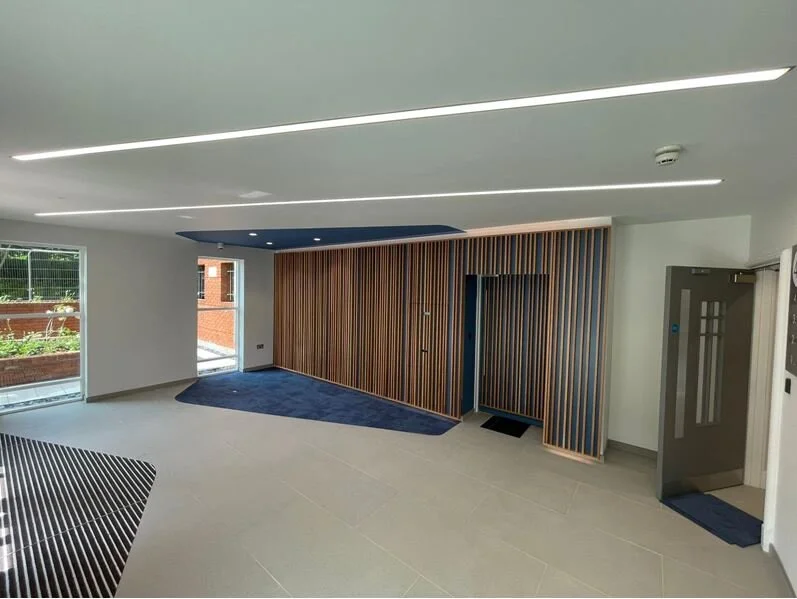 London Road, Reigate — Spear Lighting: UK Lighting Specialists