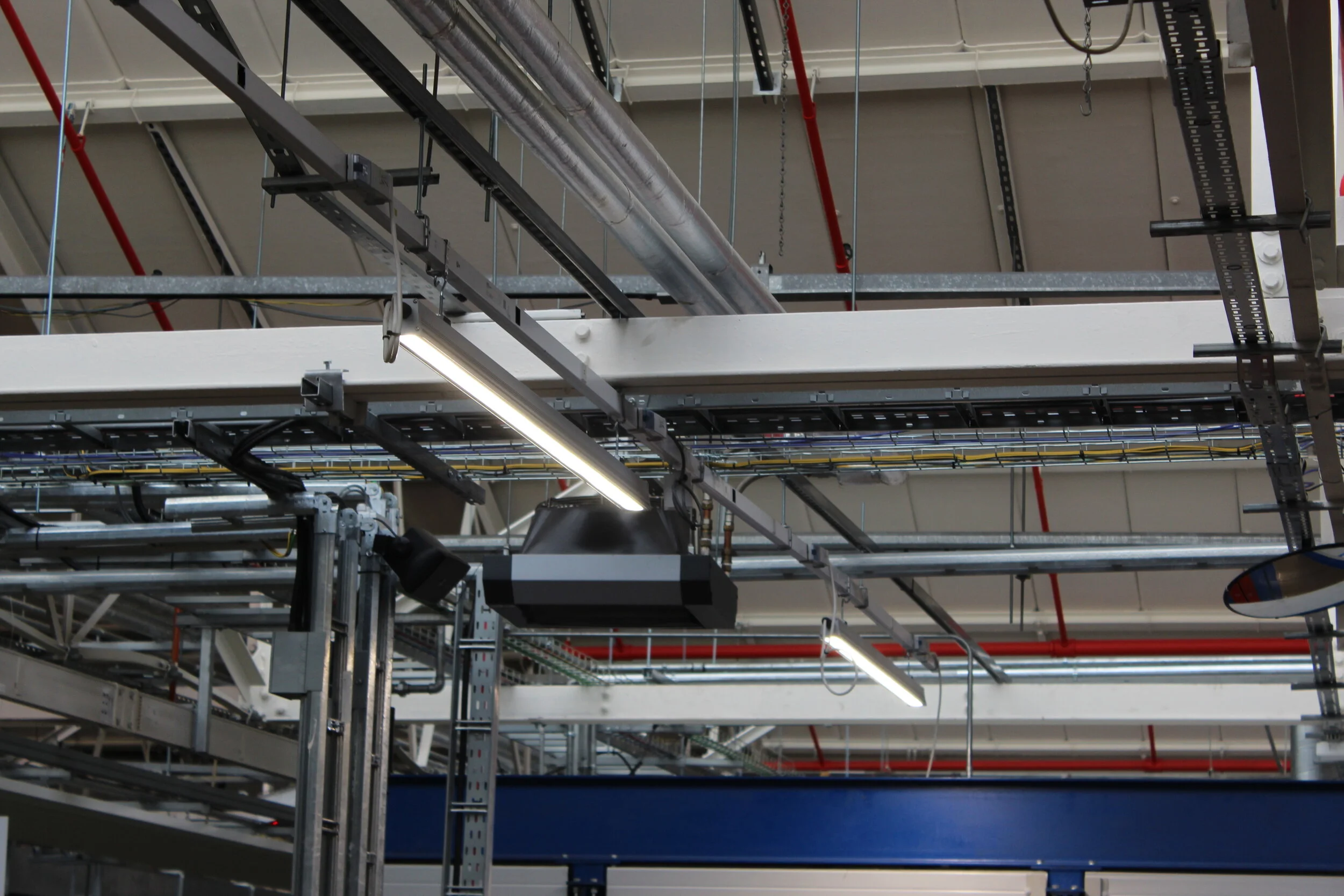 Escalade LED — Spear Lighting: UK Lighting Specialists