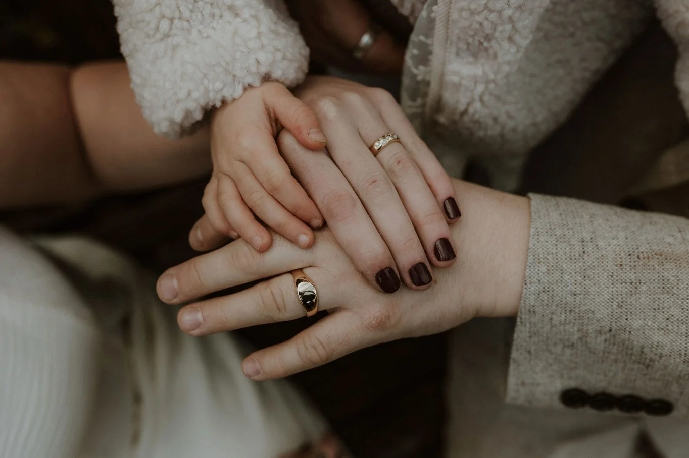 Happy New Year!! 

I&rsquo;m beyond excited for what this year brings! 

Here&rsquo;s some stunning shots of our wedding rings I crafted. Mine features 18ct yellow gold and old mine cut diamonds. Mikes is made from his father&rsquo;s 14ct wedding rin
