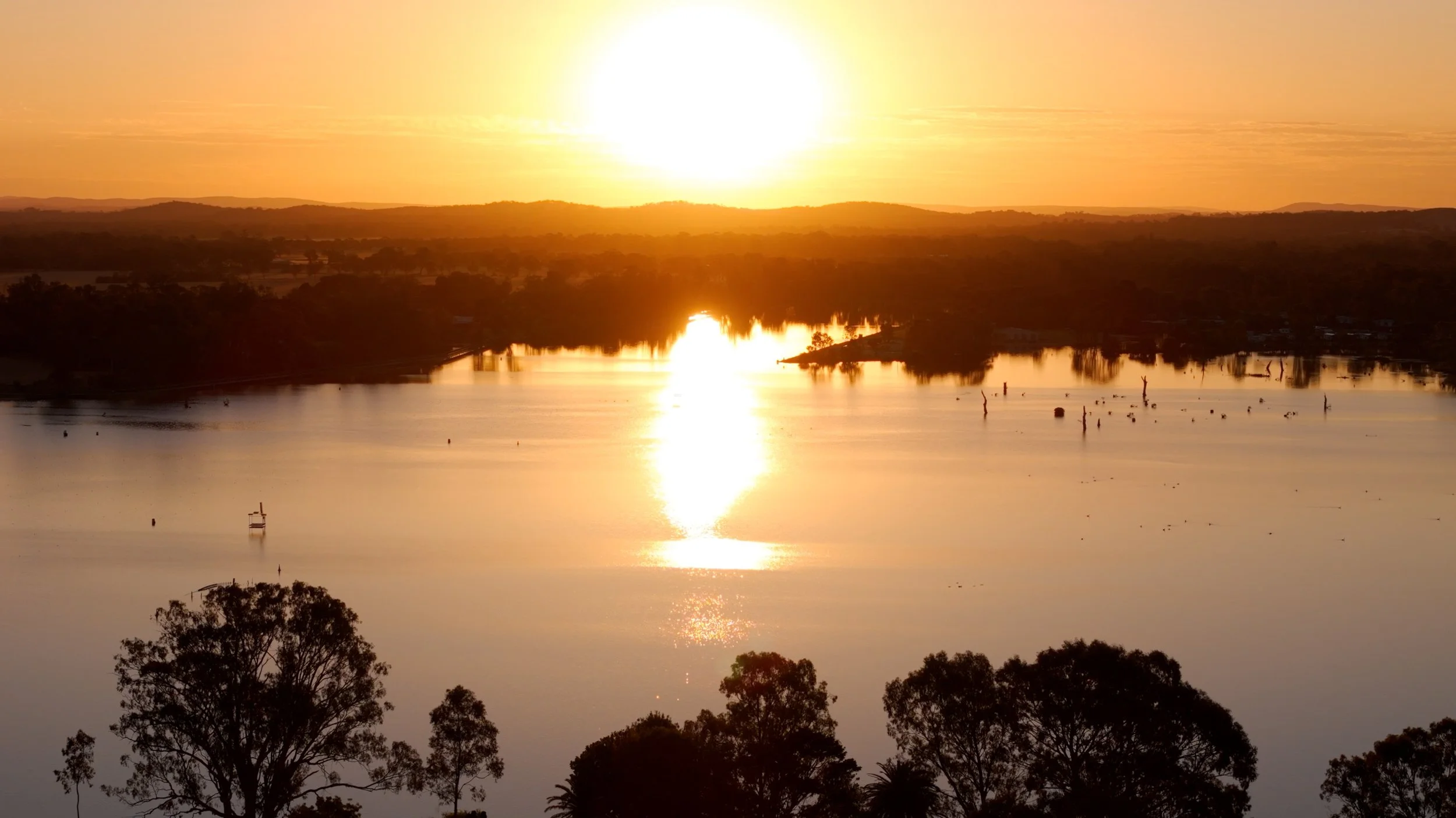 Lake Nagambie Sunset.jpg