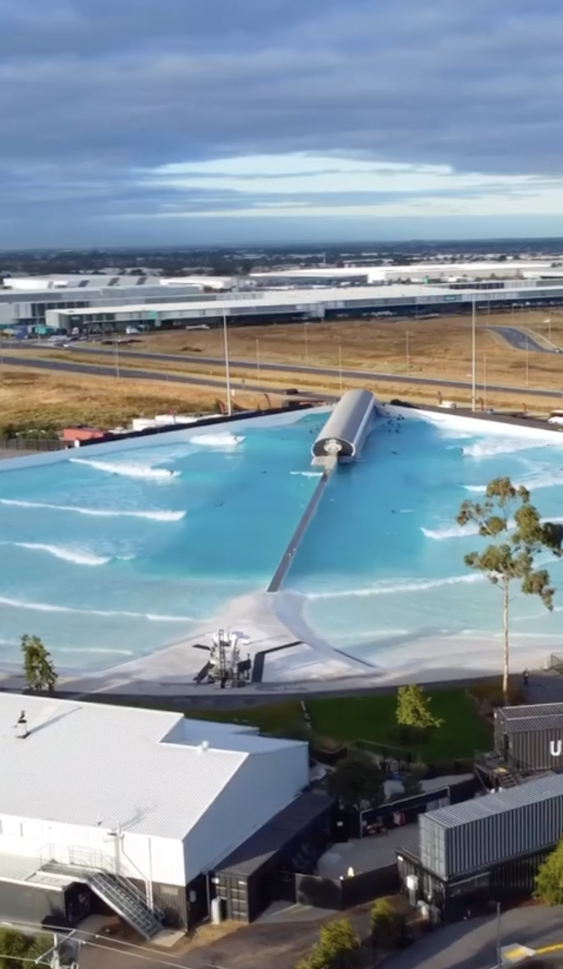 URBNSURF Melbourne Surf Park