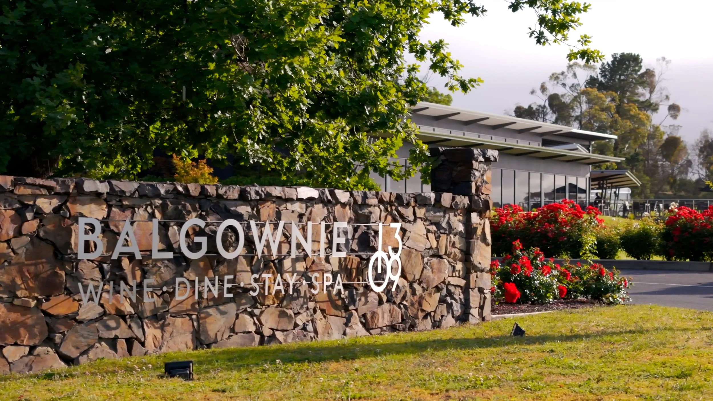 BALGOWNIE ESTATE_WINE DINE STAY AND SPA SIGNAGE_OLLIEPOP STUDIOS.jpg