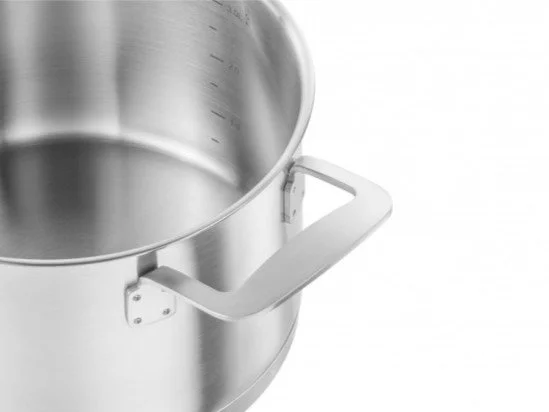 base_zwilling_03_edited 4-3.jpg