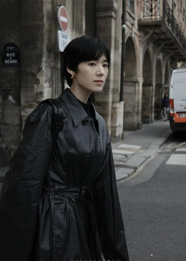 Jung Eunchae- Lemaire VIP
