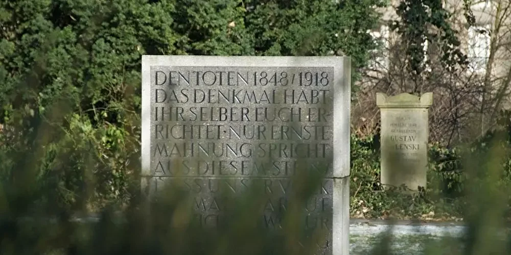 Gedenkstunde auf dem Friedhof der Märzgefallenen