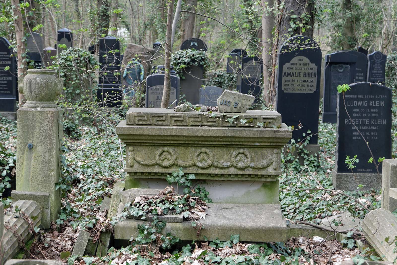 Führung über den jüdischen Friedhof Weißensee