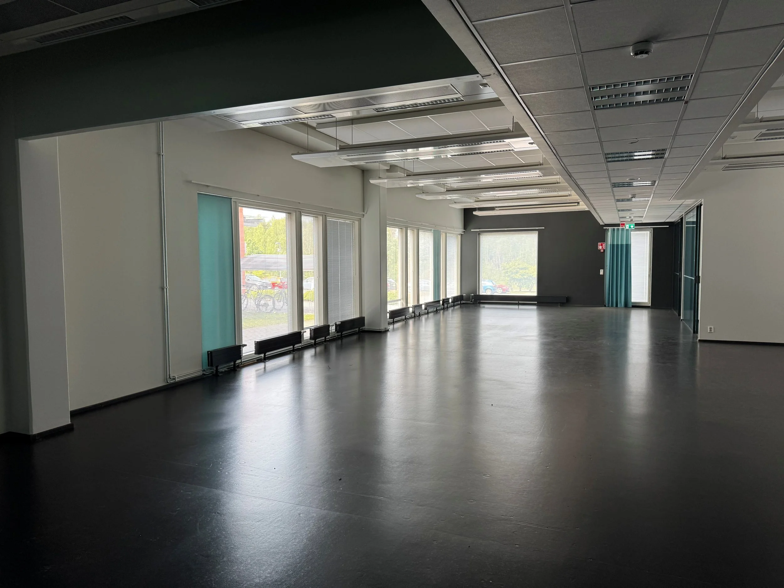 Toimitila 400 m²