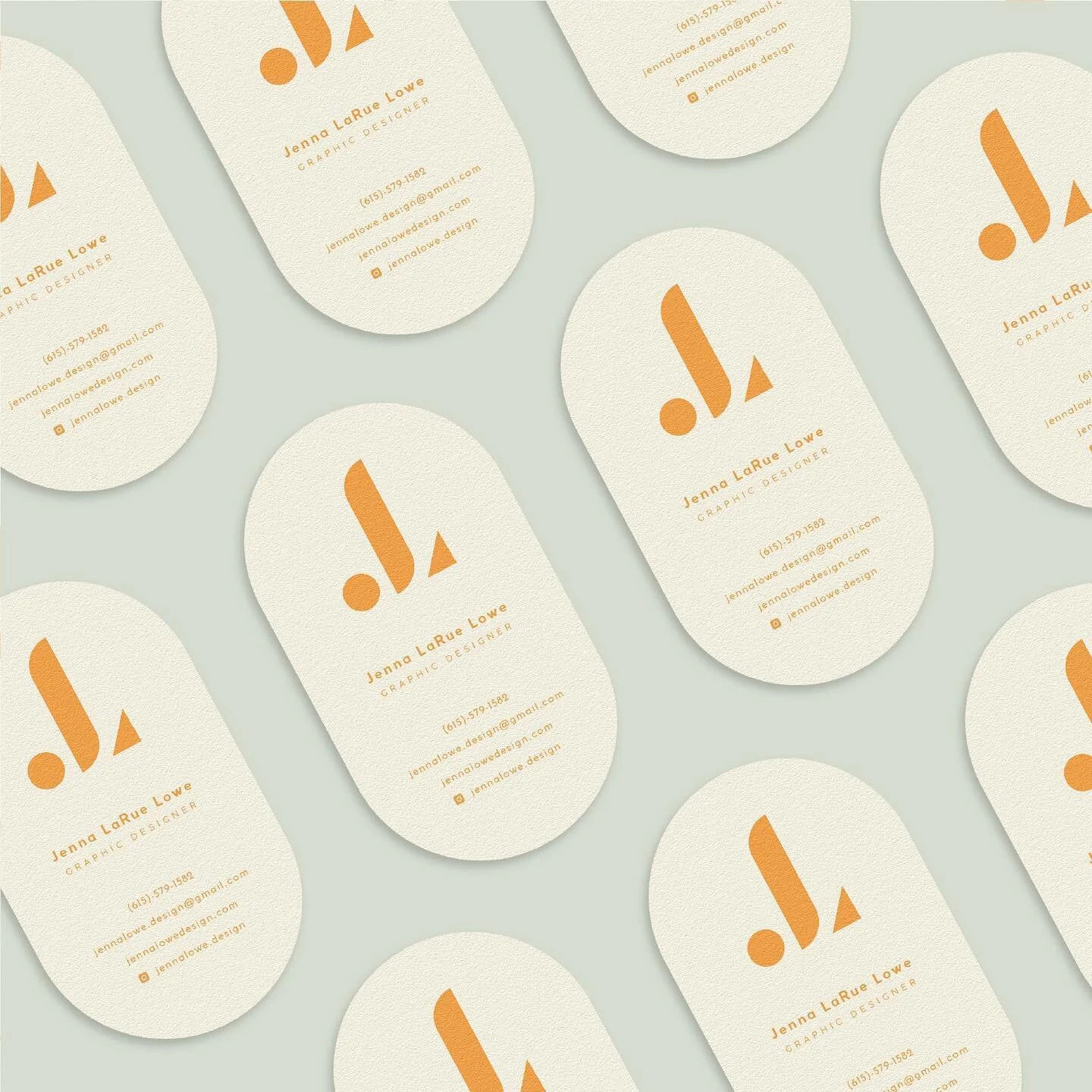 ᴍᴏᴄᴋɪɴɢ ᴜᴘ sᴏᴍᴇ ʙᴜsɪɴᴇss ᴄᴀʀᴅs - ʜᴏᴘɪɴɢ ᴛᴏ ɢᴇᴛ sᴏᴍᴇ ᴘʀɪɴᴛᴇᴅ sᴏᴏɴ!