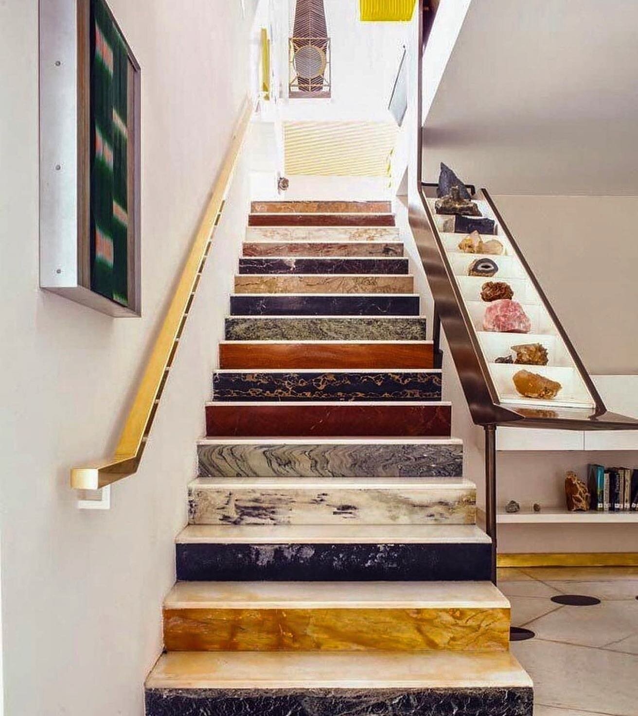 Gio Ponti marble staircase at Villa Planchart in Caracas, Venezuela. Such beautiful richness and contrast.
