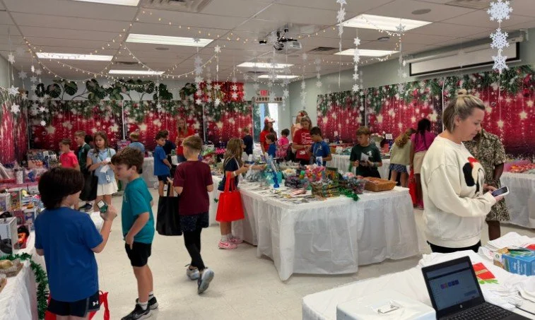 Holiday Shop.jpg
