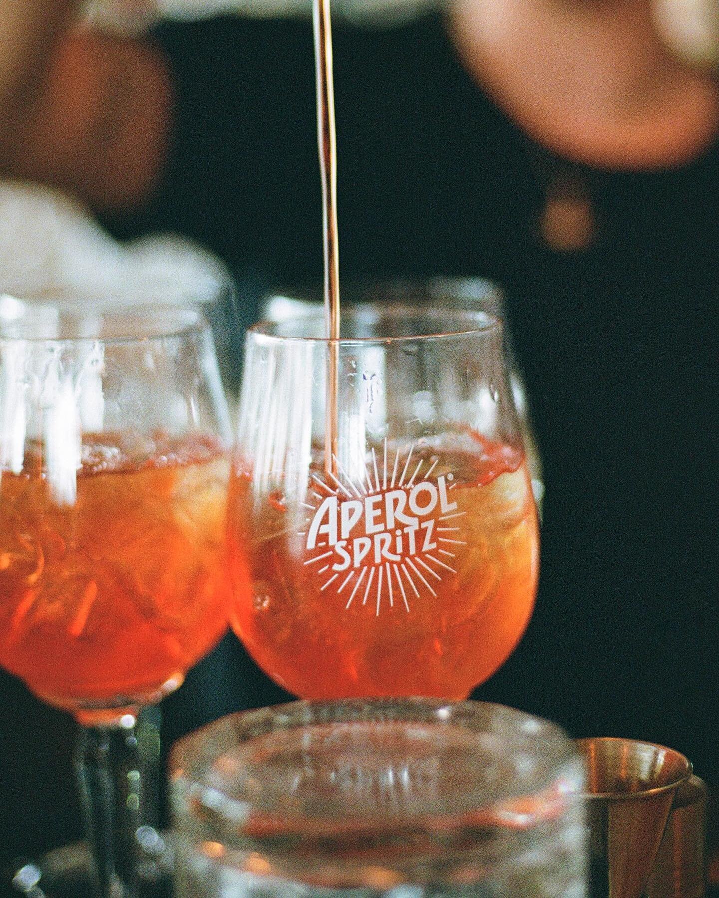 Summer innit. 🌞

Photography by @drkingschulze

#sheffield #abbeydaleroad #cocktailbar #cocktail #aperolspritz