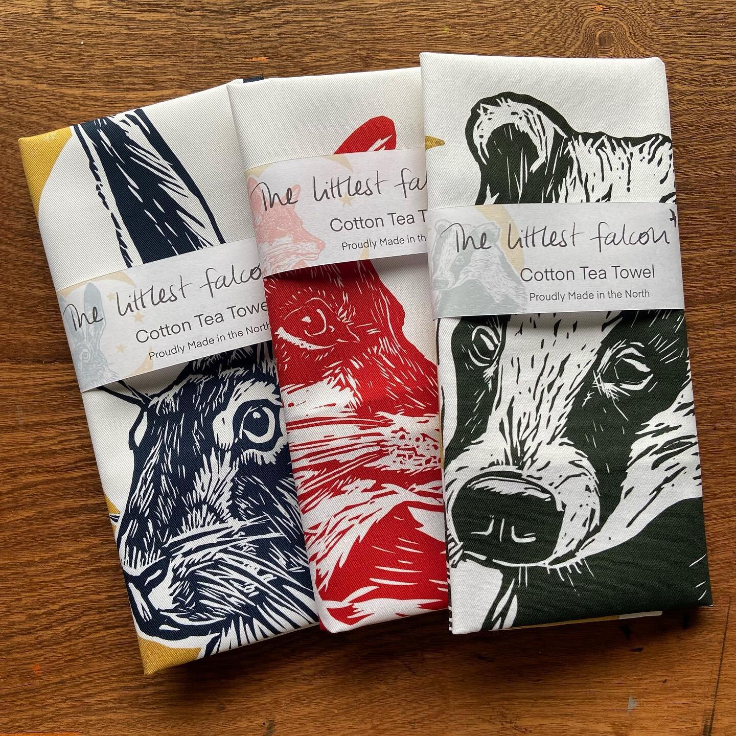 They&rsquo;re live baby! Tea towels now available in my online shop! I&rsquo;m so happy with them and I hope you like them too!

Link in bio! Or go to www.thelittlestfalcon.co.uk ❤️

#thelittlestfalcon #teatowels