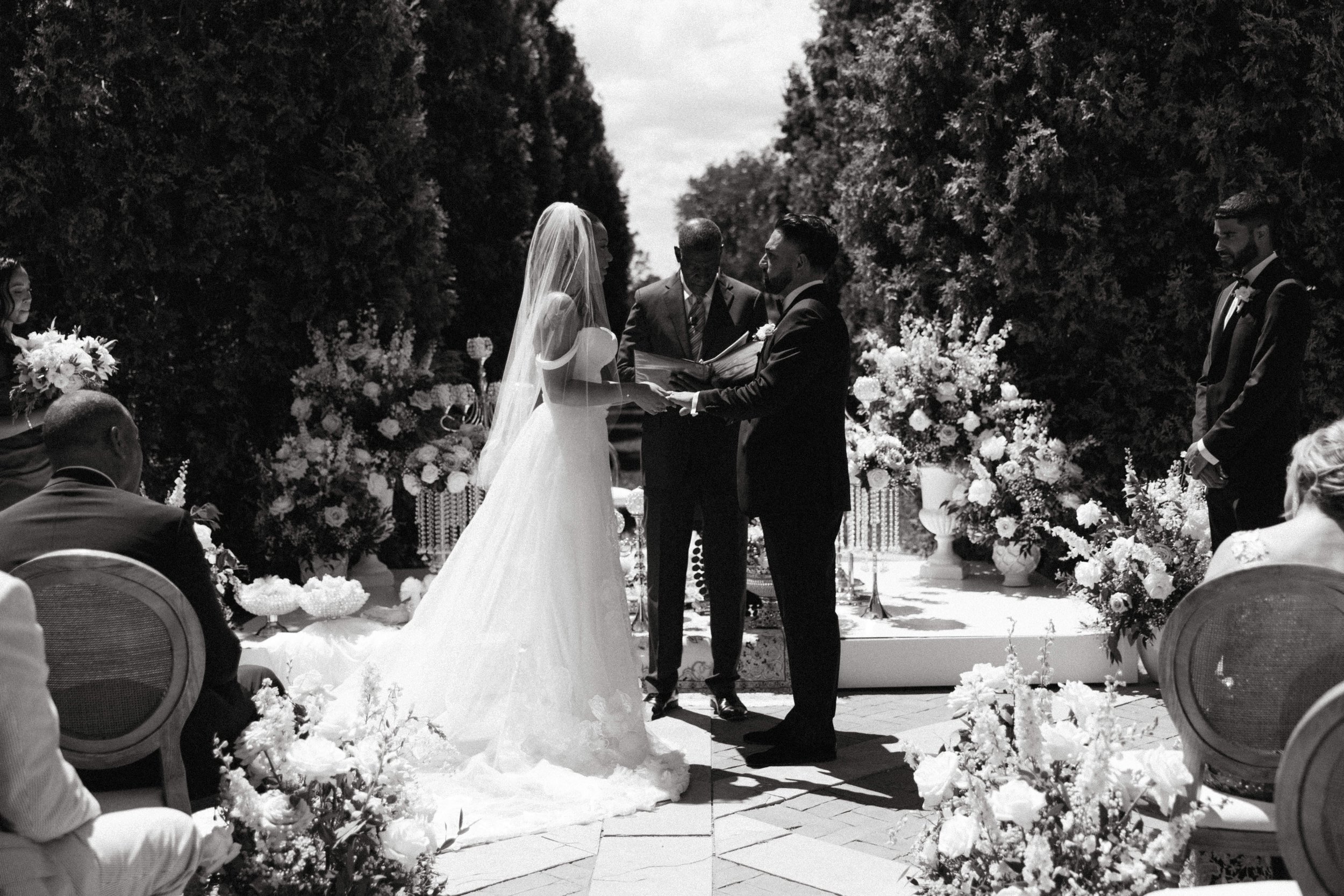 Breana & Sia _ Wedding 131055.jpg