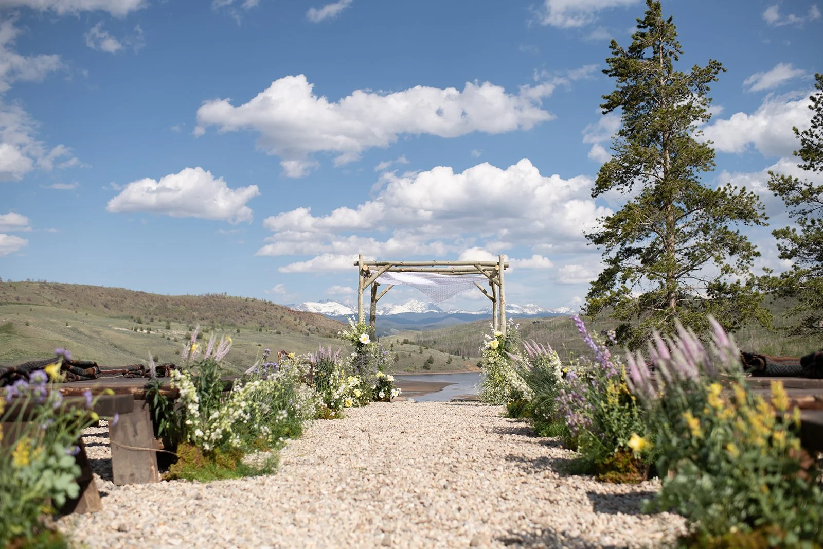 lena-wes-c-lazy-u-ranch-wedding-ceremony-details-6_websize.jpg